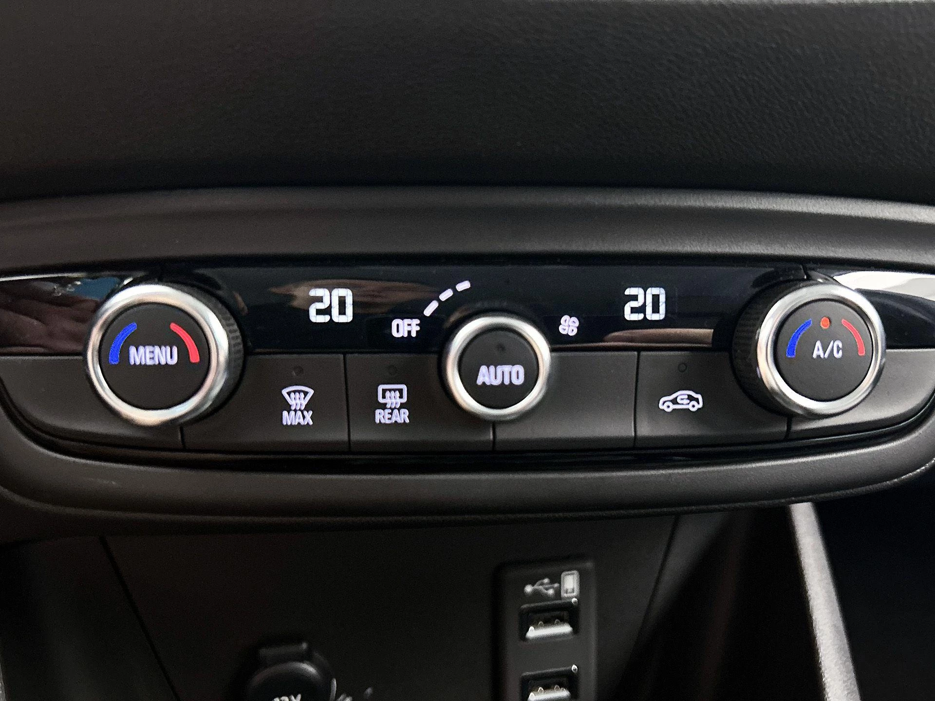 Opel-Crossland-image-17