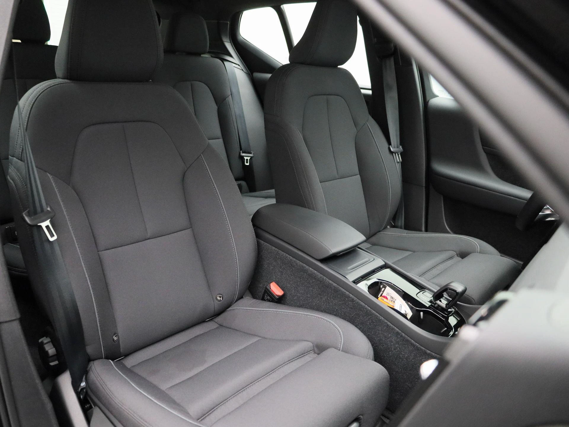 Volvo-XC40-image-35