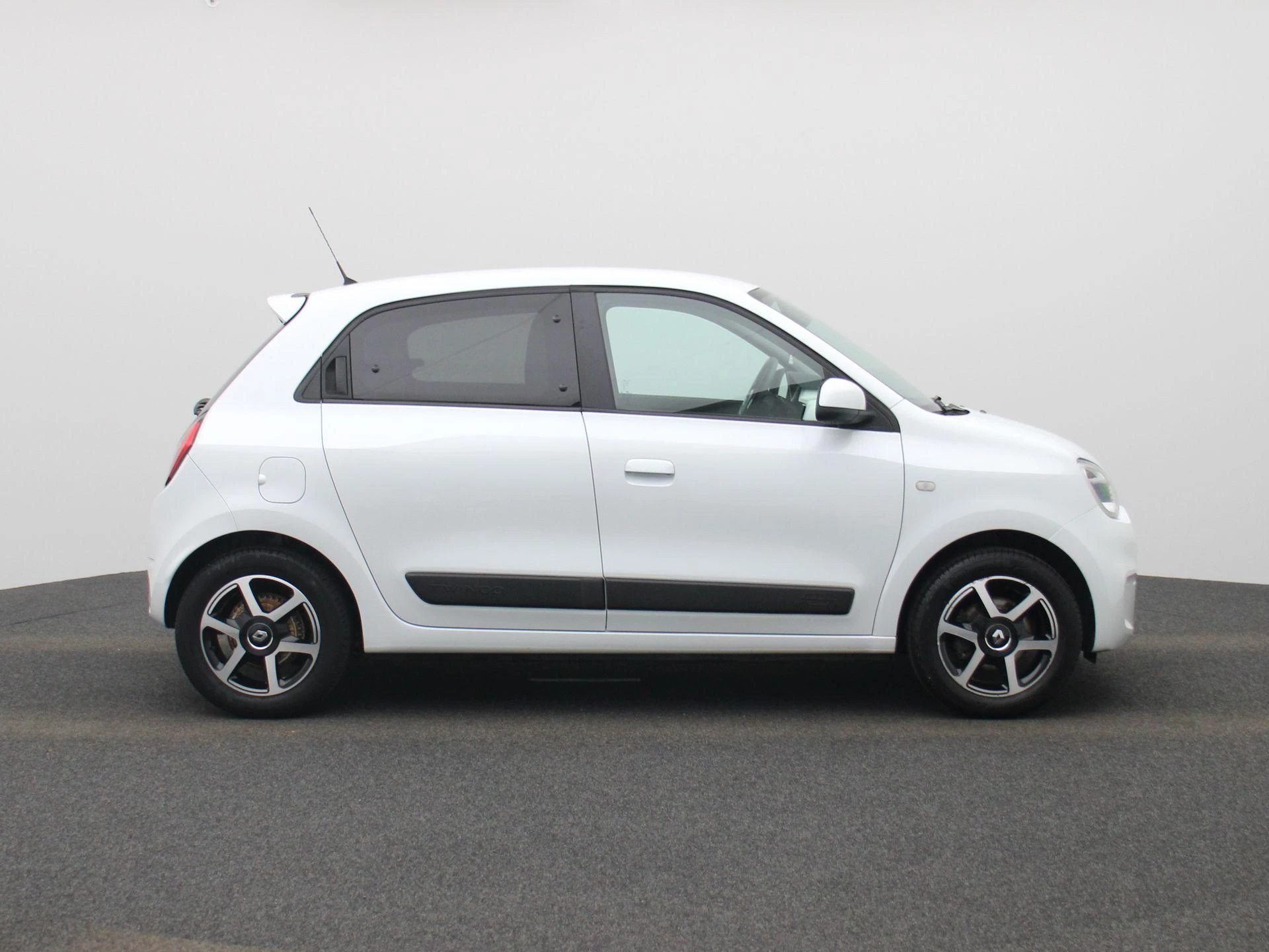 Renault-Twingo-image-5
