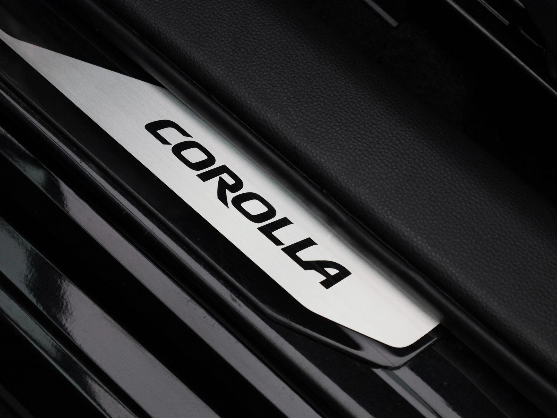 Toyota-Corolla Touring Sports-image-32