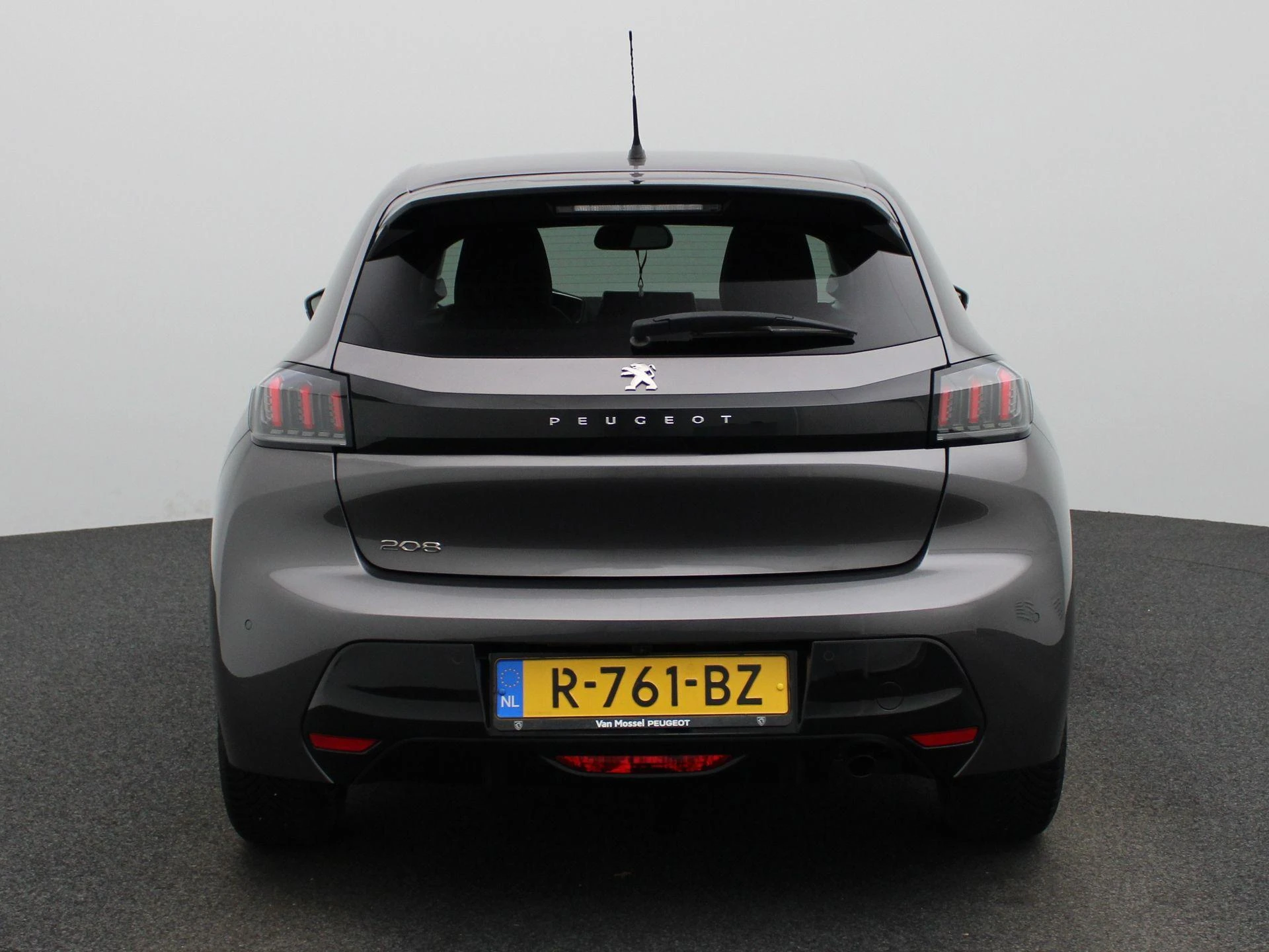 Peugeot-208-image-4