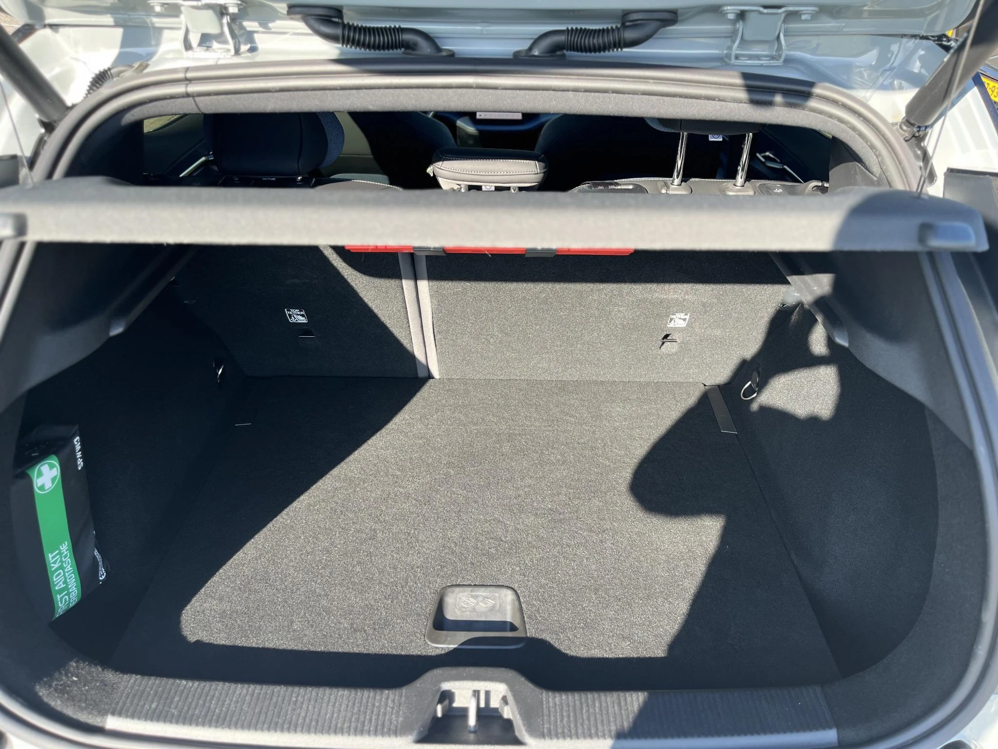 Volvo-EX30-image-15
