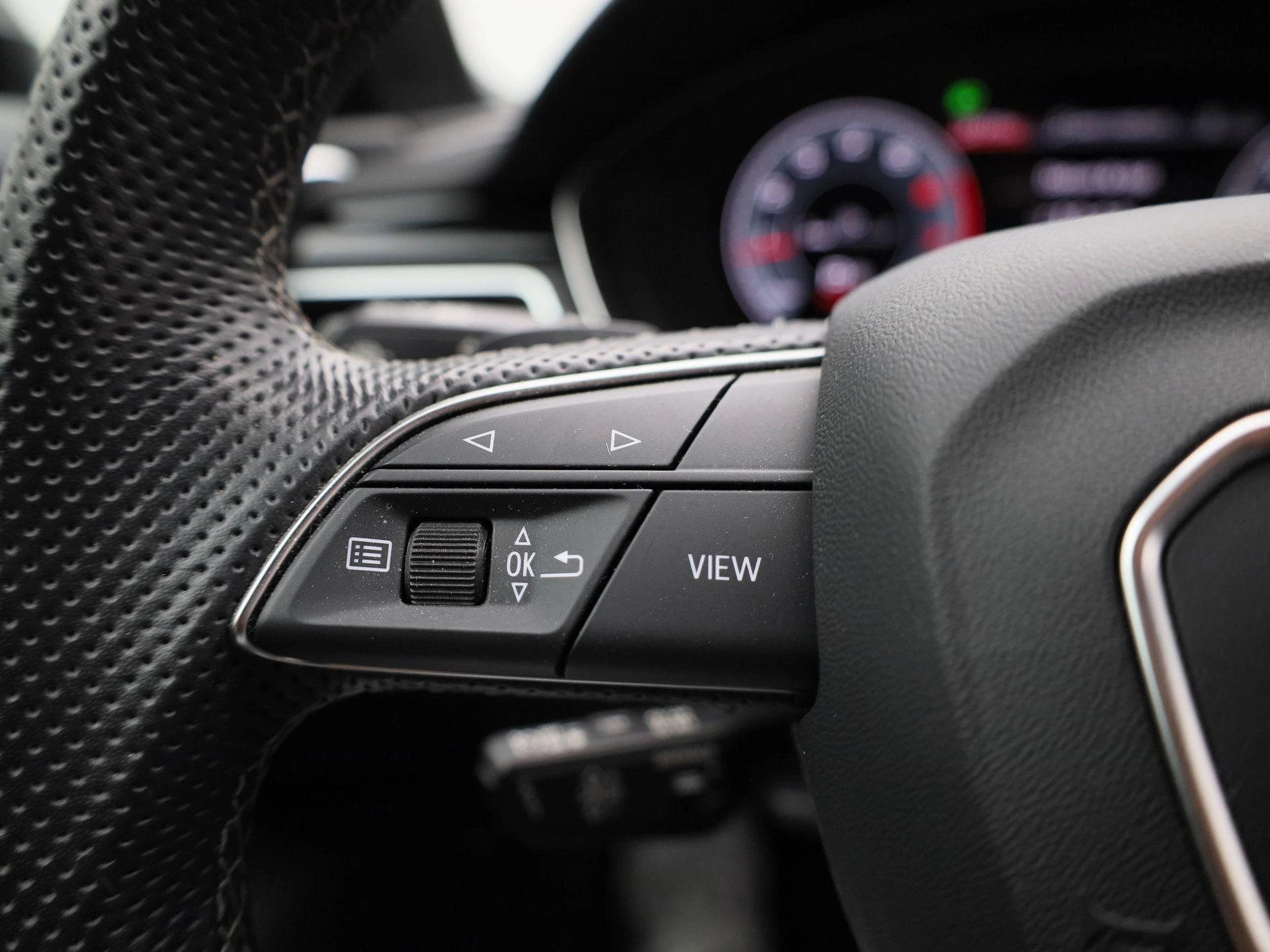 Audi-A4-image-18