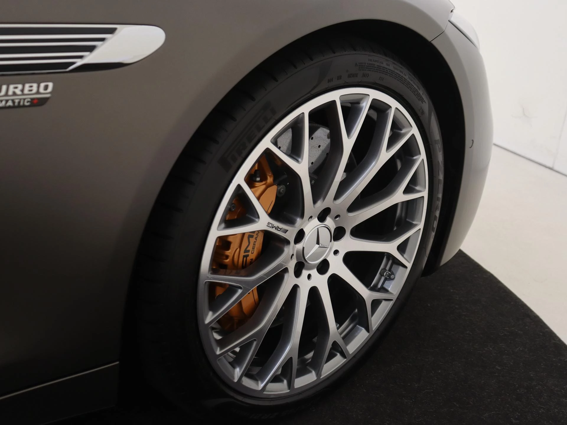 Mercedes-Benz SL Roadster AMG 55 4MATIC+