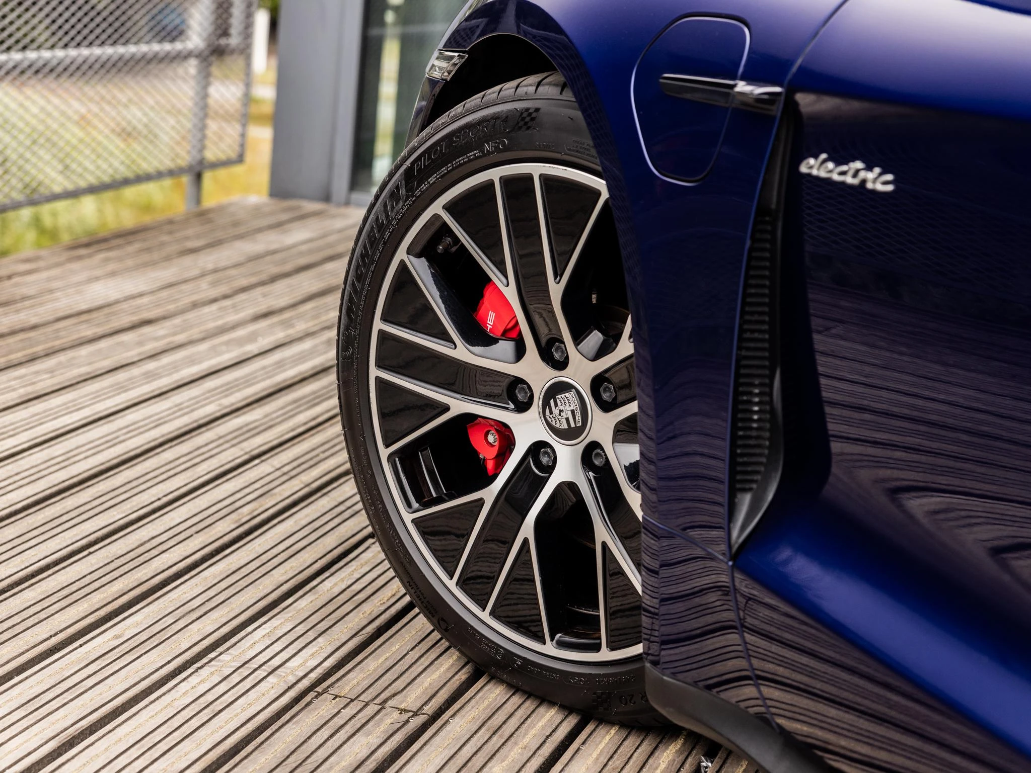 Porsche-Taycan-image-8