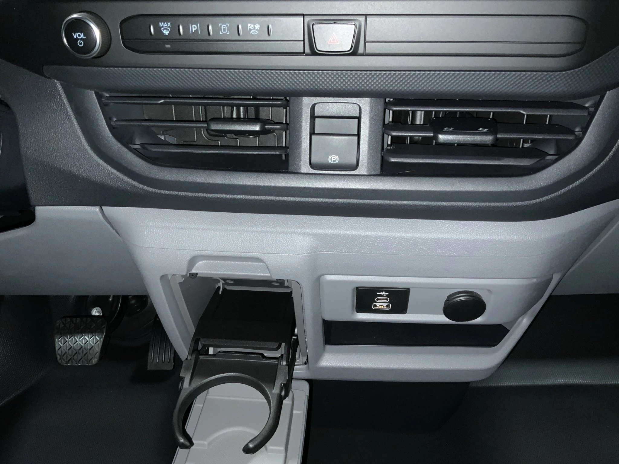 Ford Transit Custom Kastenwagen Trend 320 L2 2.0L EcoBlue. 8-Gang-Automatikgetriebe. FWD
