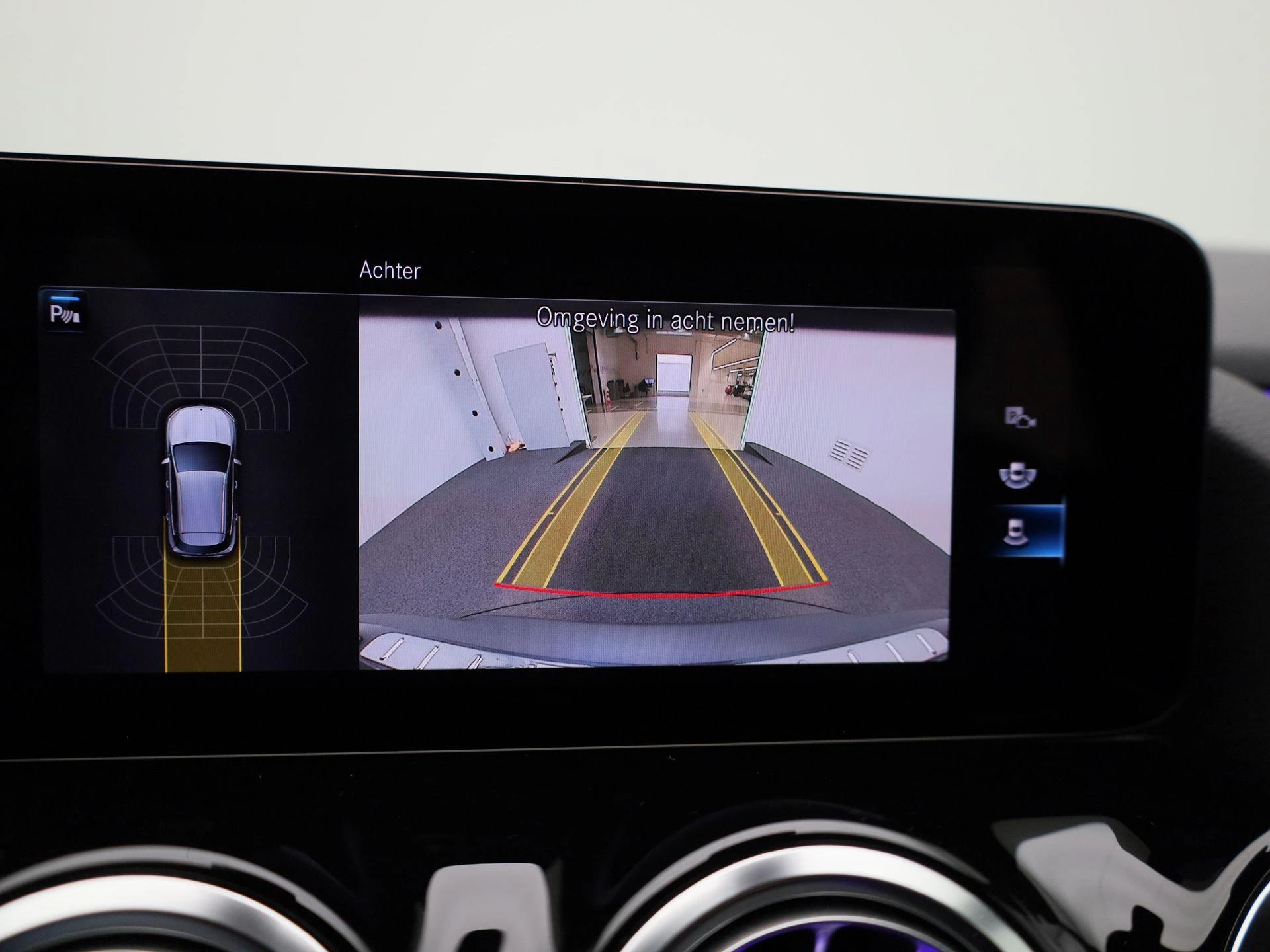 Mercedes-Benz-EQA-image-29