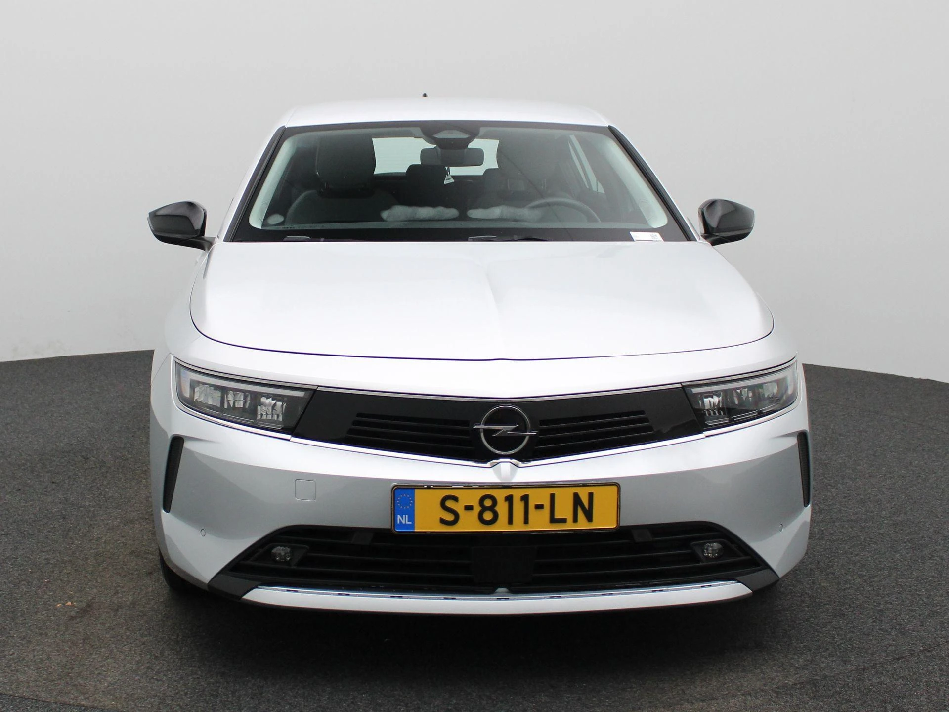 Opel-Astra-image-2