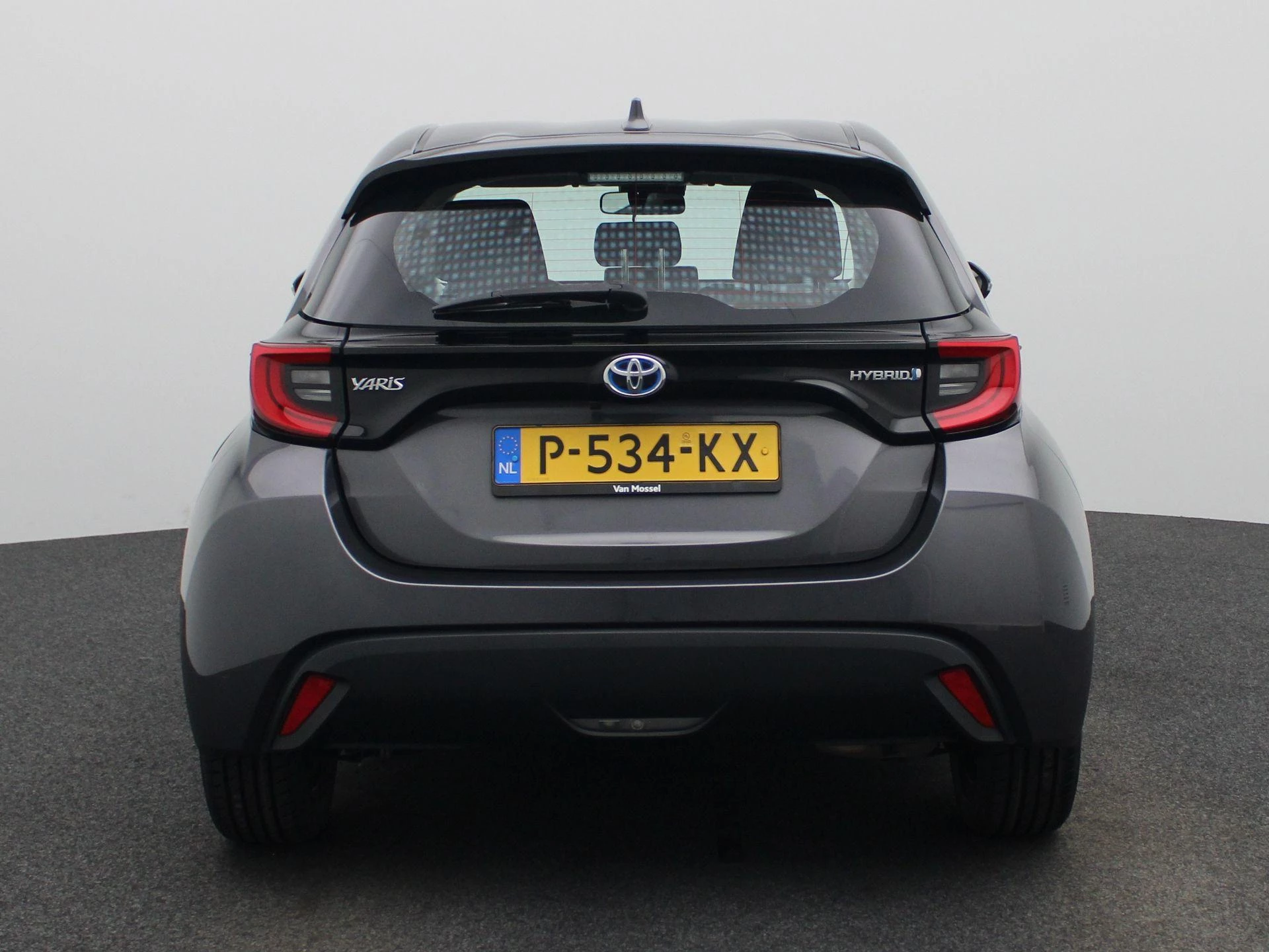 Toyota Yaris 1.5 Hybrid Business Plus