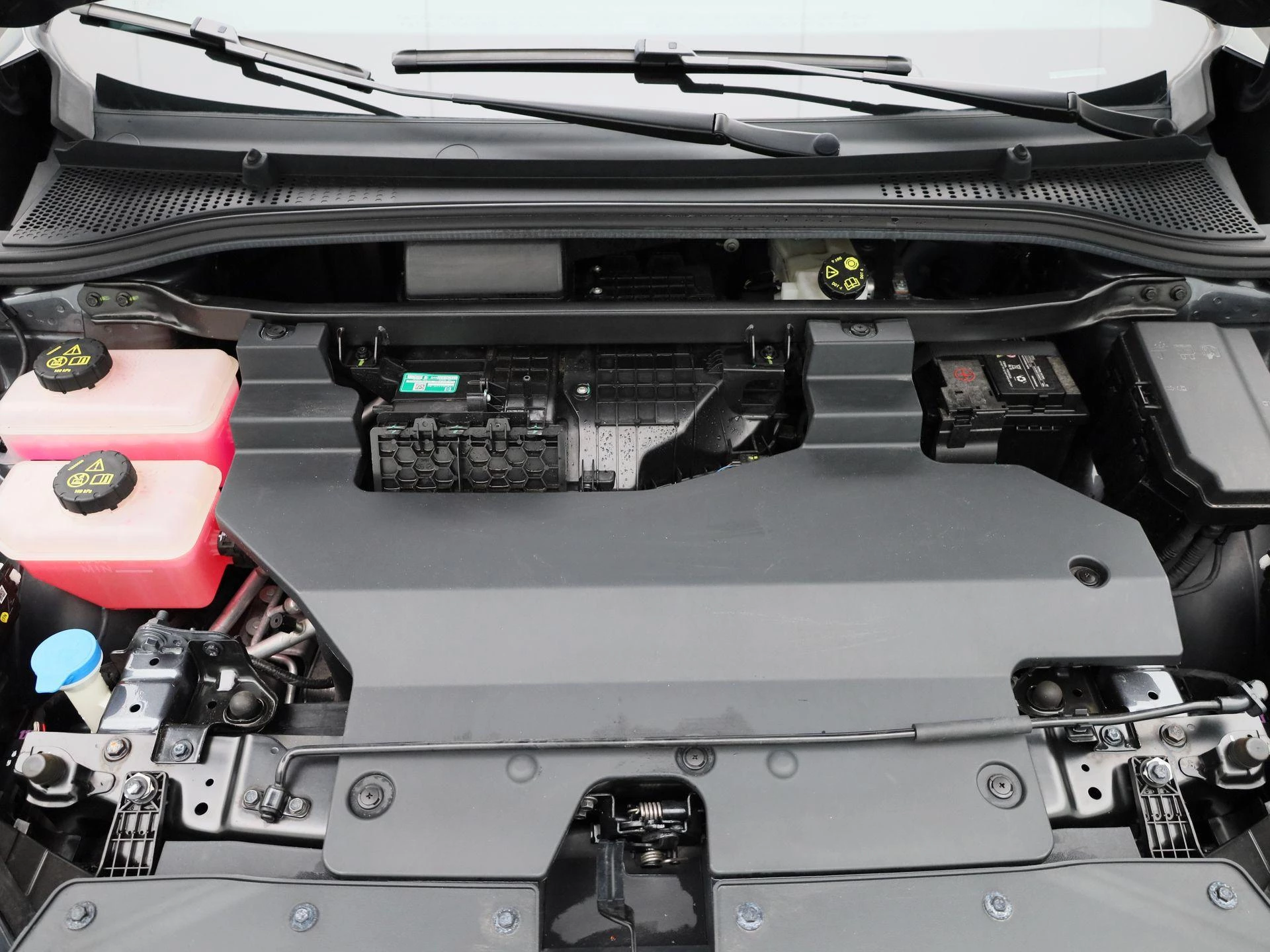 MG MG4 51kWh Standard