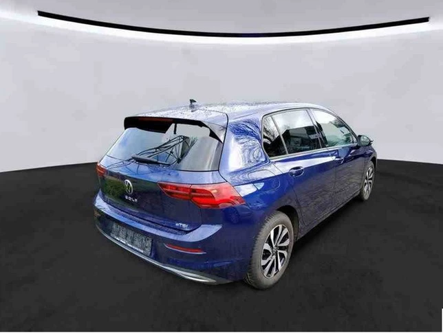 Volkswagen Golf 1.5 eTSI DSG Active Pano., IQ.Light, RFK, ACC, Navi., App-Con.,