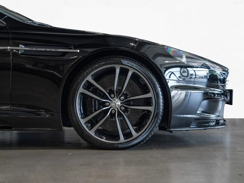 Aston Martin-DBS-image-18