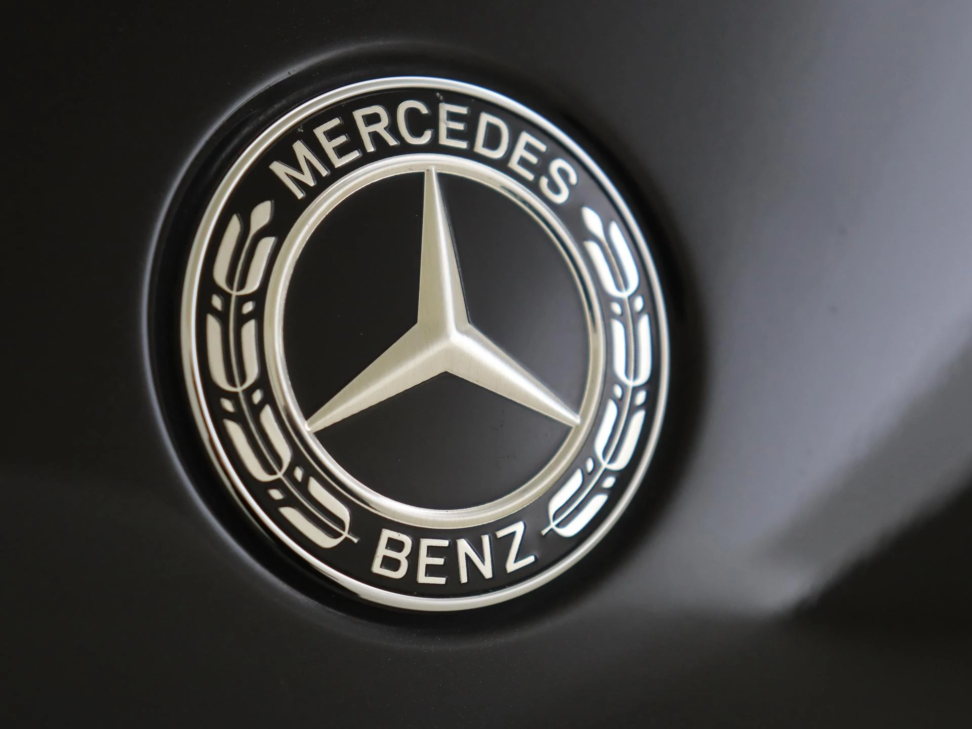 Mercedes-Benz-GLE-image-42
