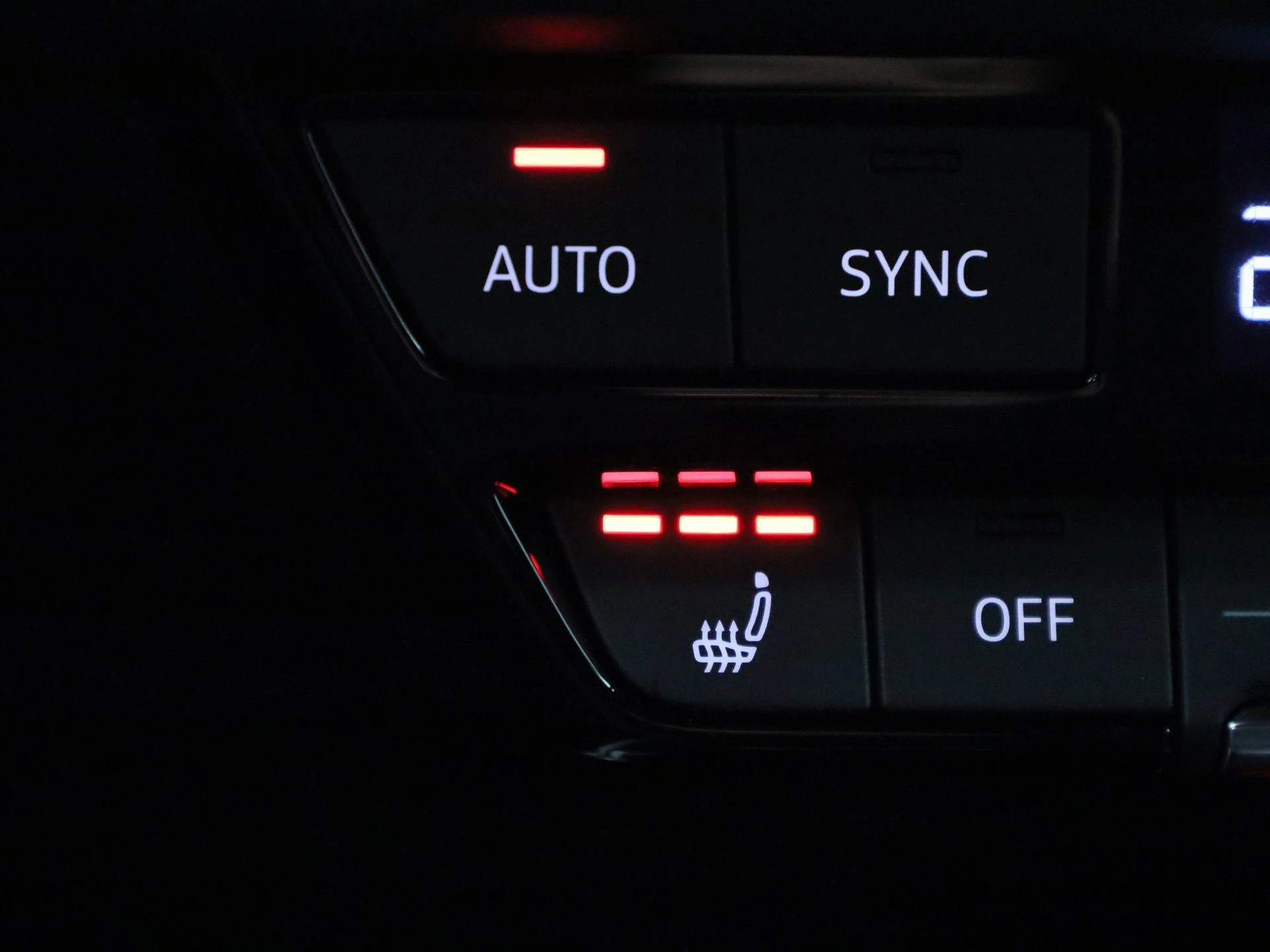 Audi-Q4 e-tron-image-27