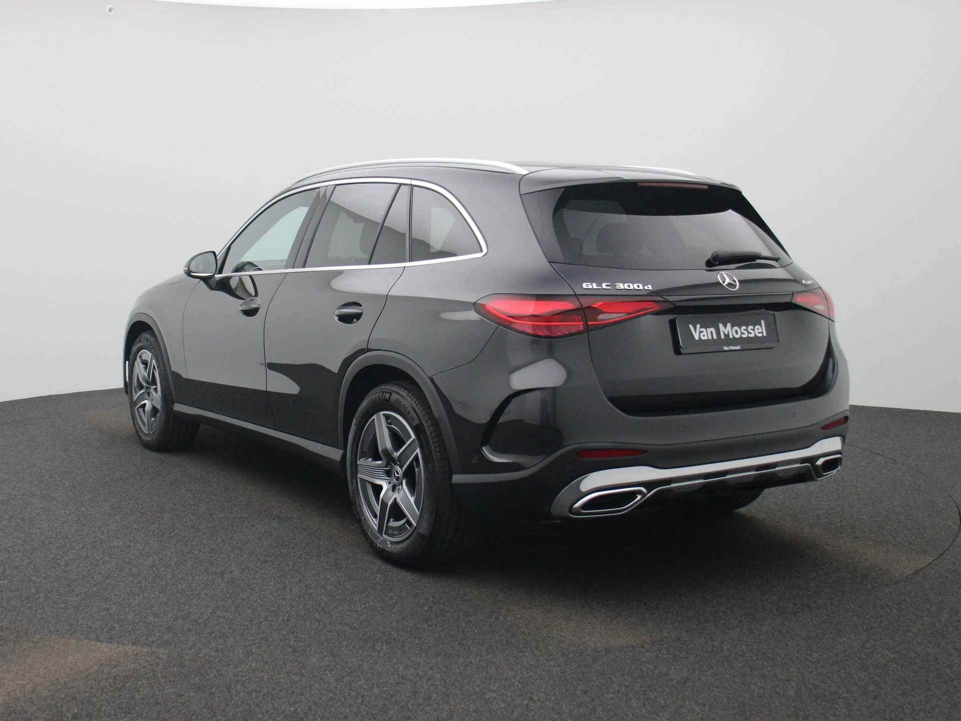 Mercedes-Benz GLC 300 d 4MATIC + AMG LINE + TREKHAAK +