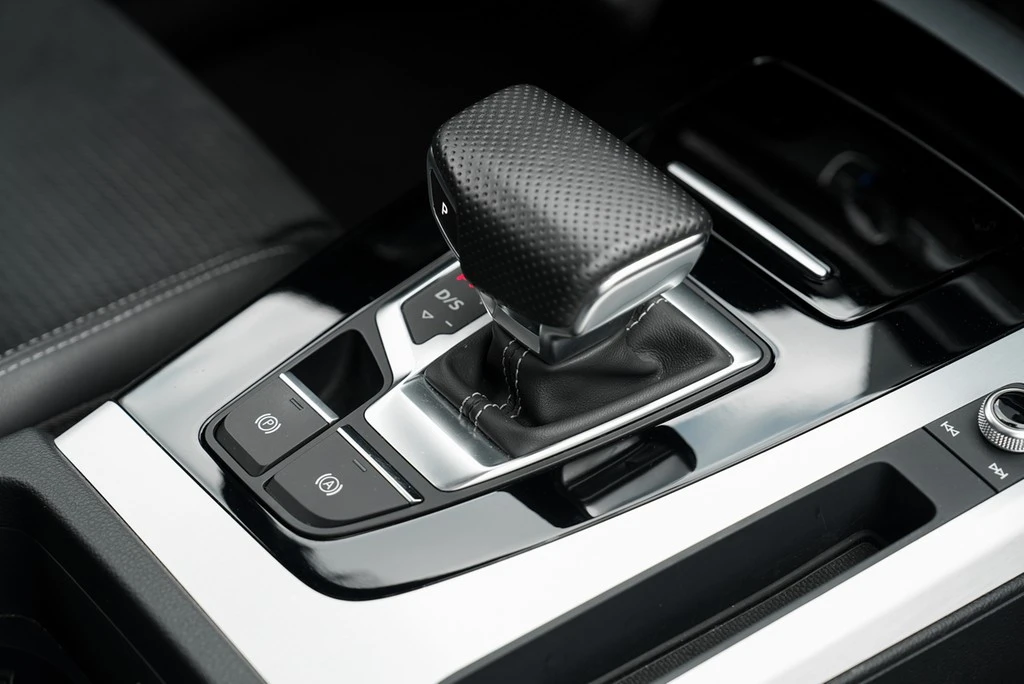 Audi Q5 50 TDI S line Matrix Panorama 360° B&O Headup