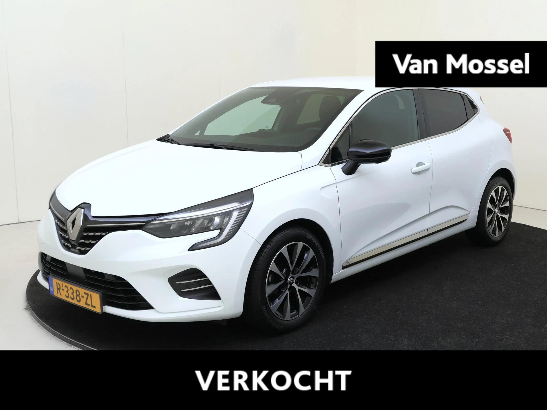 Renault-Clio-image-0