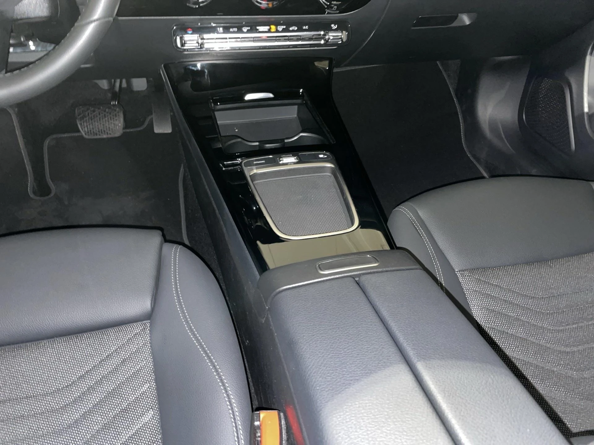 Mercedes-Benz-Classe A-image-9
