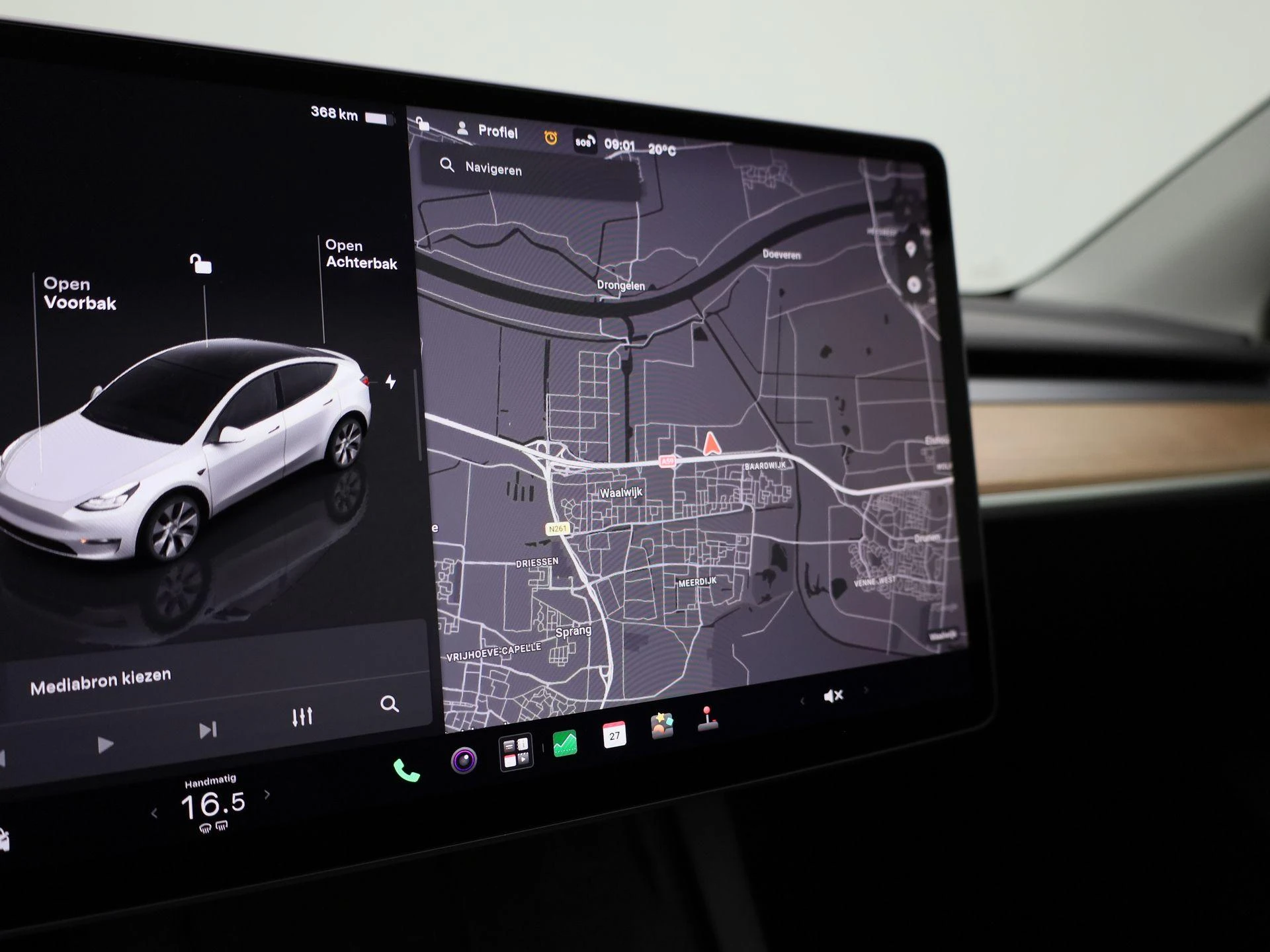 Tesla-Model Y-image-28