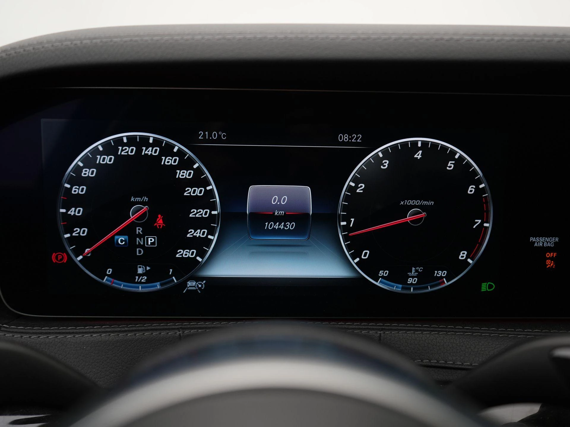 Mercedes-Benz-S-Klasse-image-28