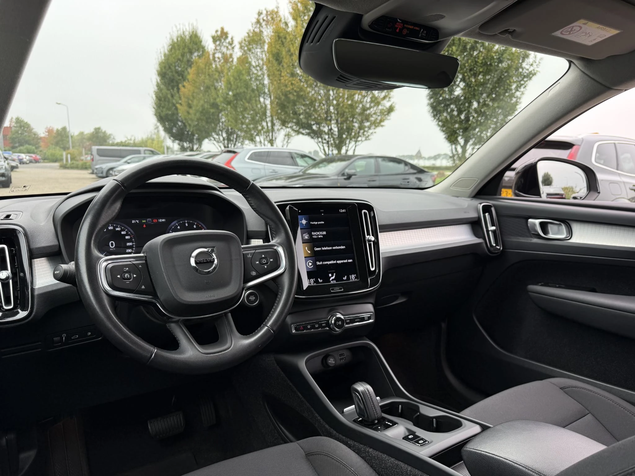 Volvo-XC40-image-3