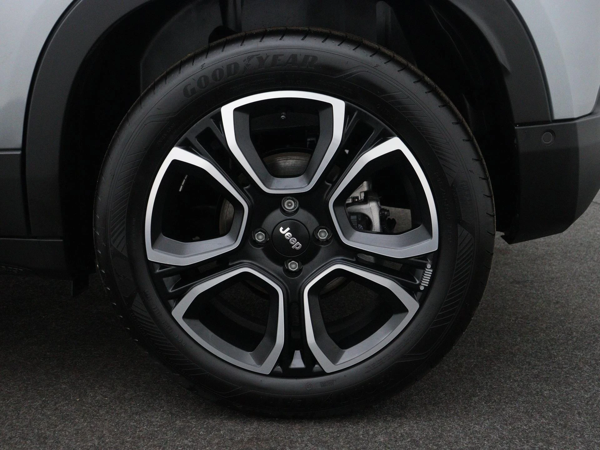 Jeep-Avenger-image-2