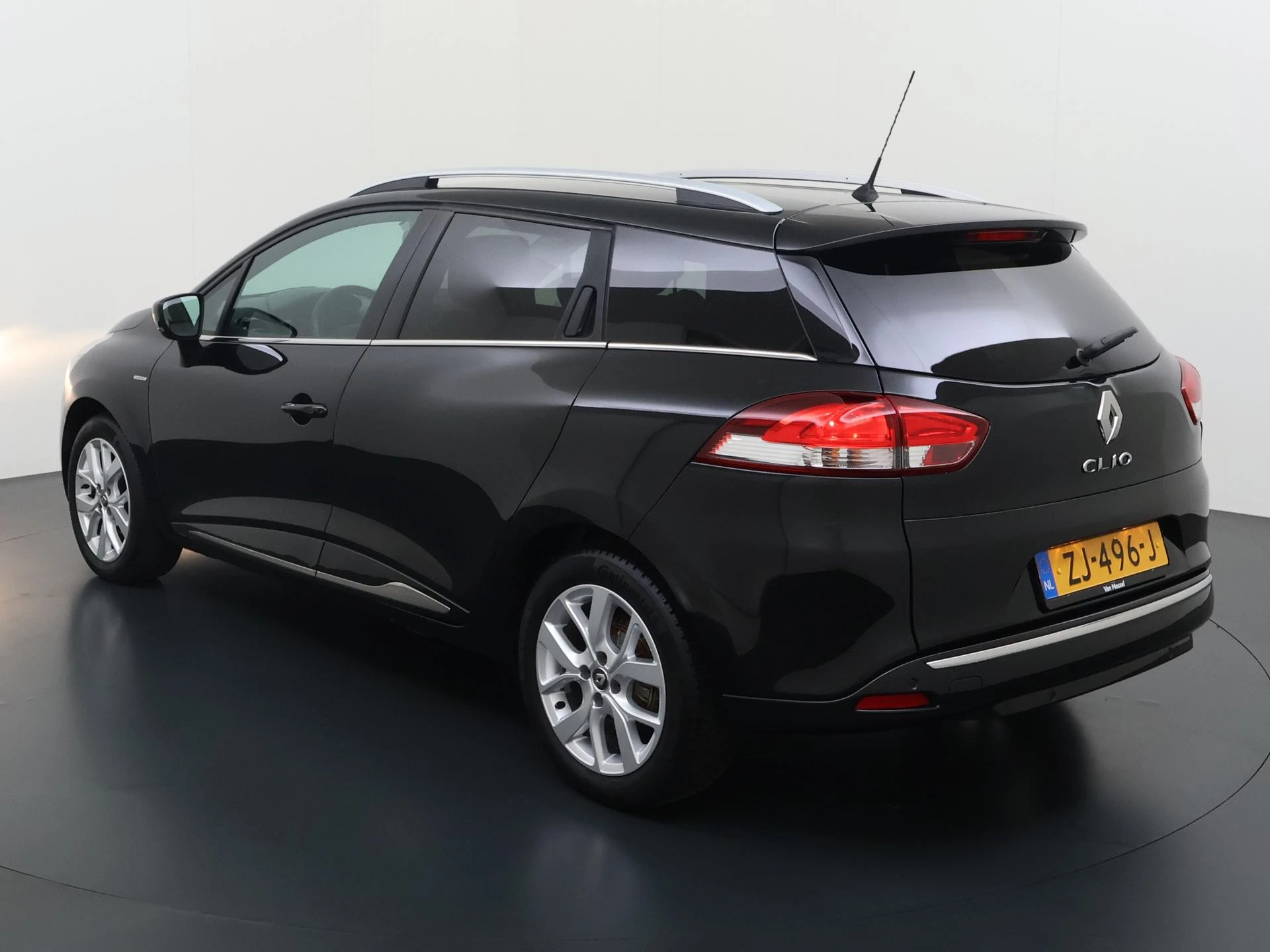 Renault-Clio-image-6