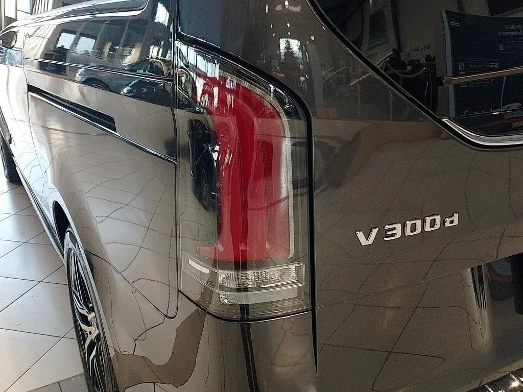 Mercedes-Benz V-Klasse 300d 4M AVANTGARDE LANG AMG+PANO+SITZKLIMA+AHK AMG LineW447 V 300d 4M AVANTGARDE LANG AMG+PANO+SITZKLIMA+AHK AMG Line