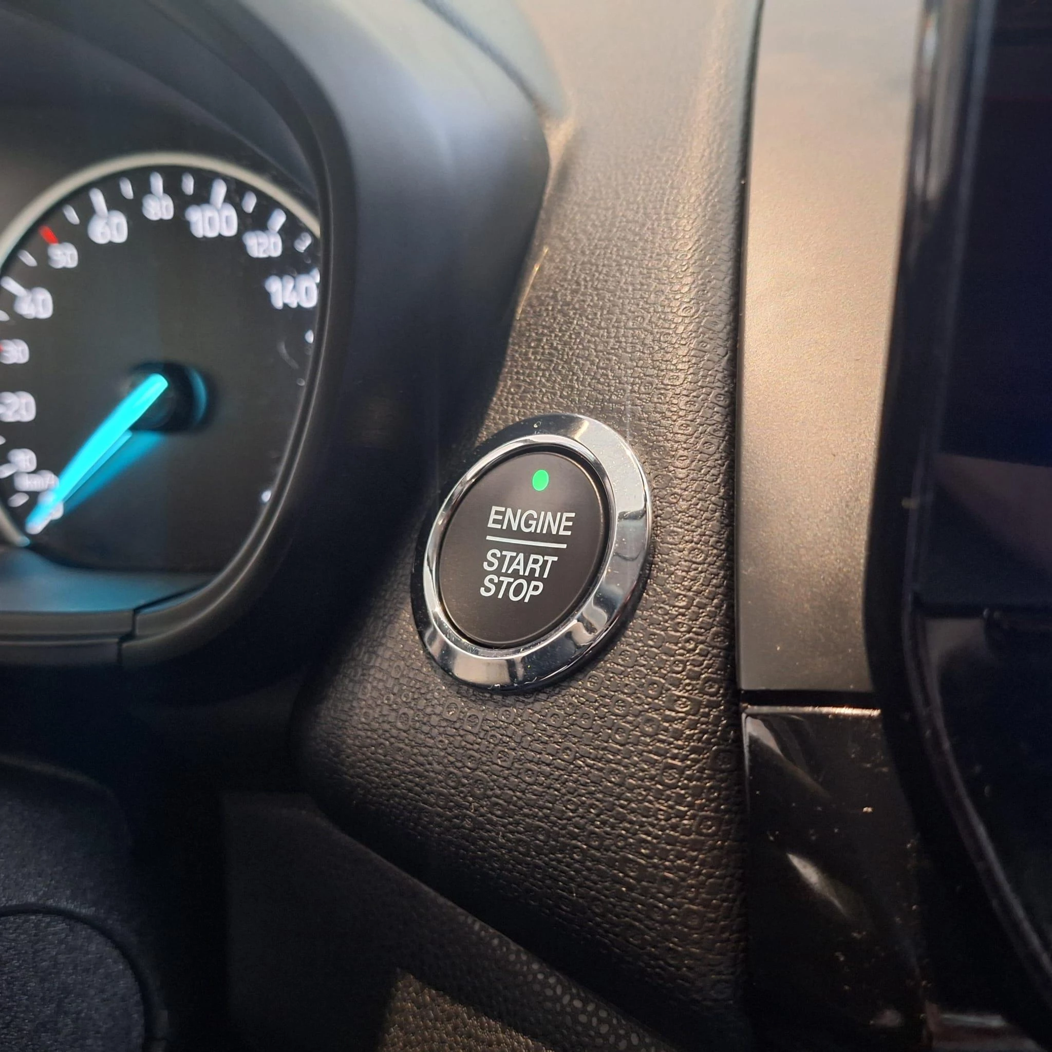 Ford-EcoSport-image-23