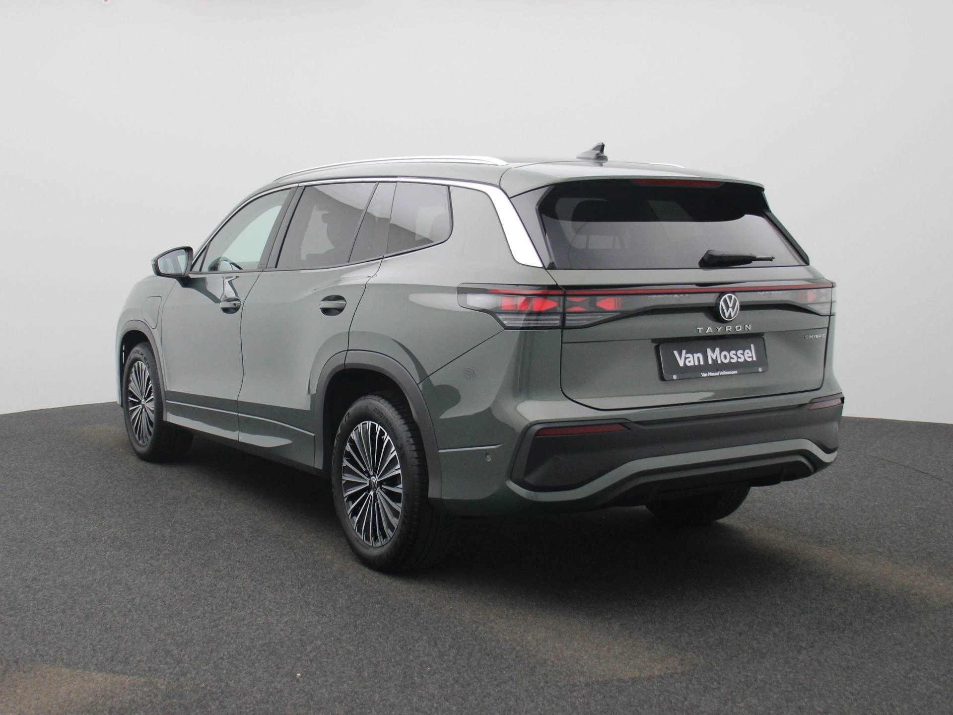 Volkswagen Tayron 1.5 eHybrid Life Edition 204 PK|