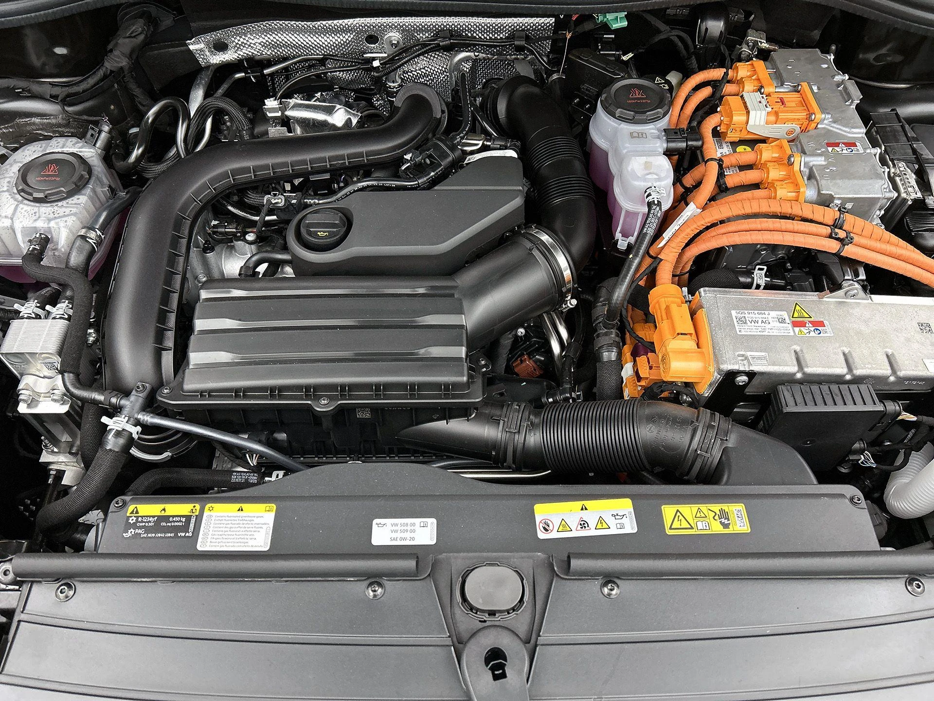 Volkswagen-Tiguan-image-41