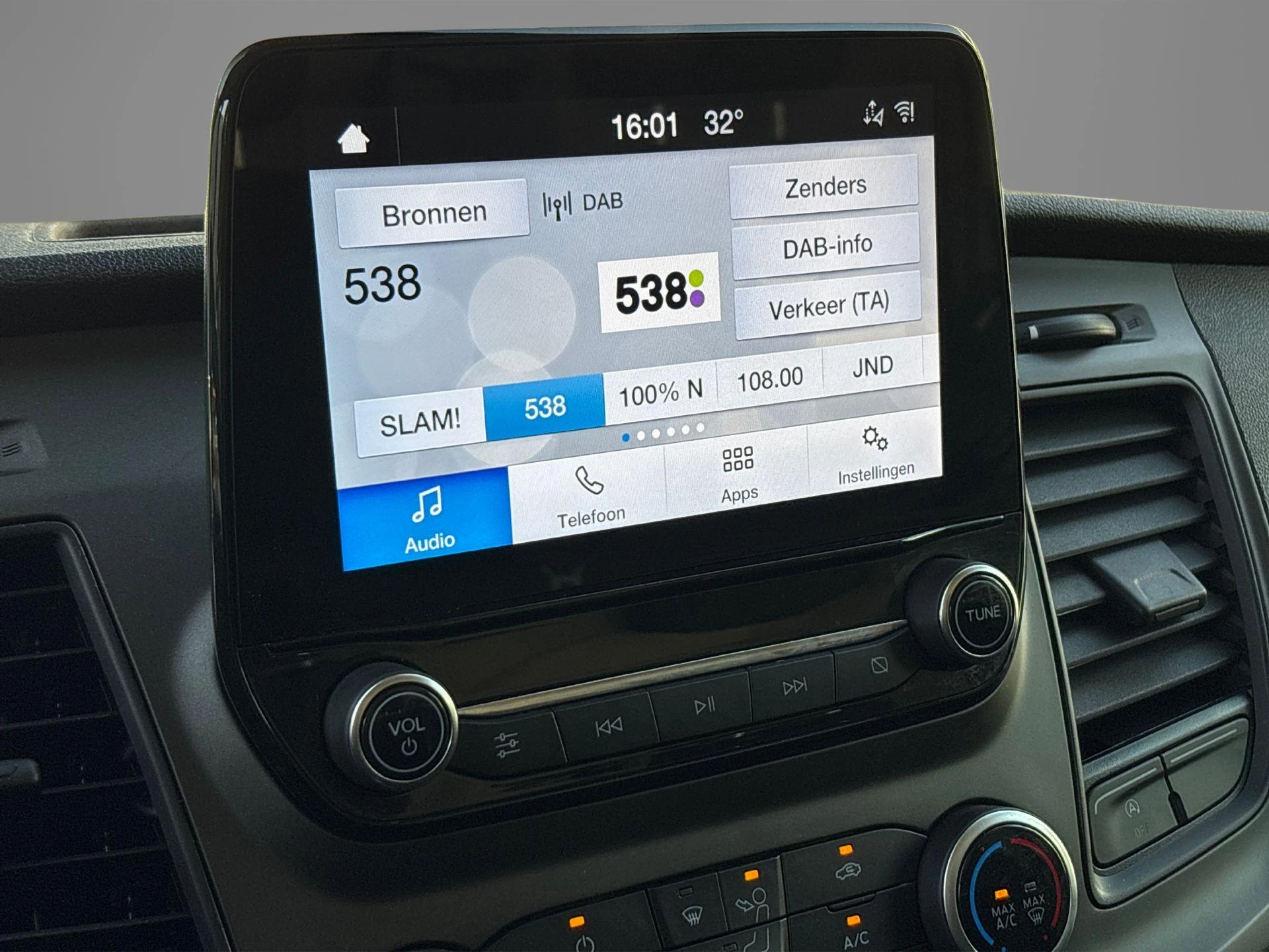 Ford-Transit-image-6