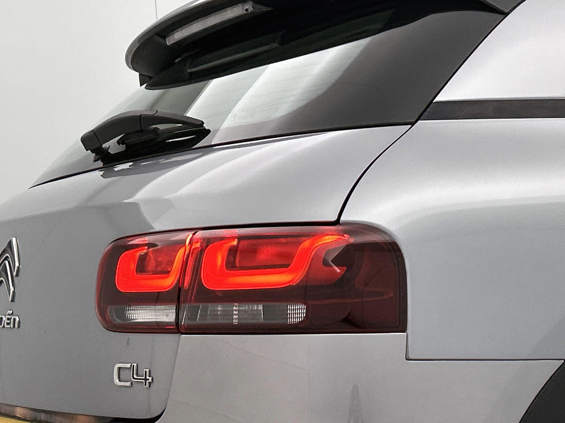 Citroën-C4 Cactus-image-25
