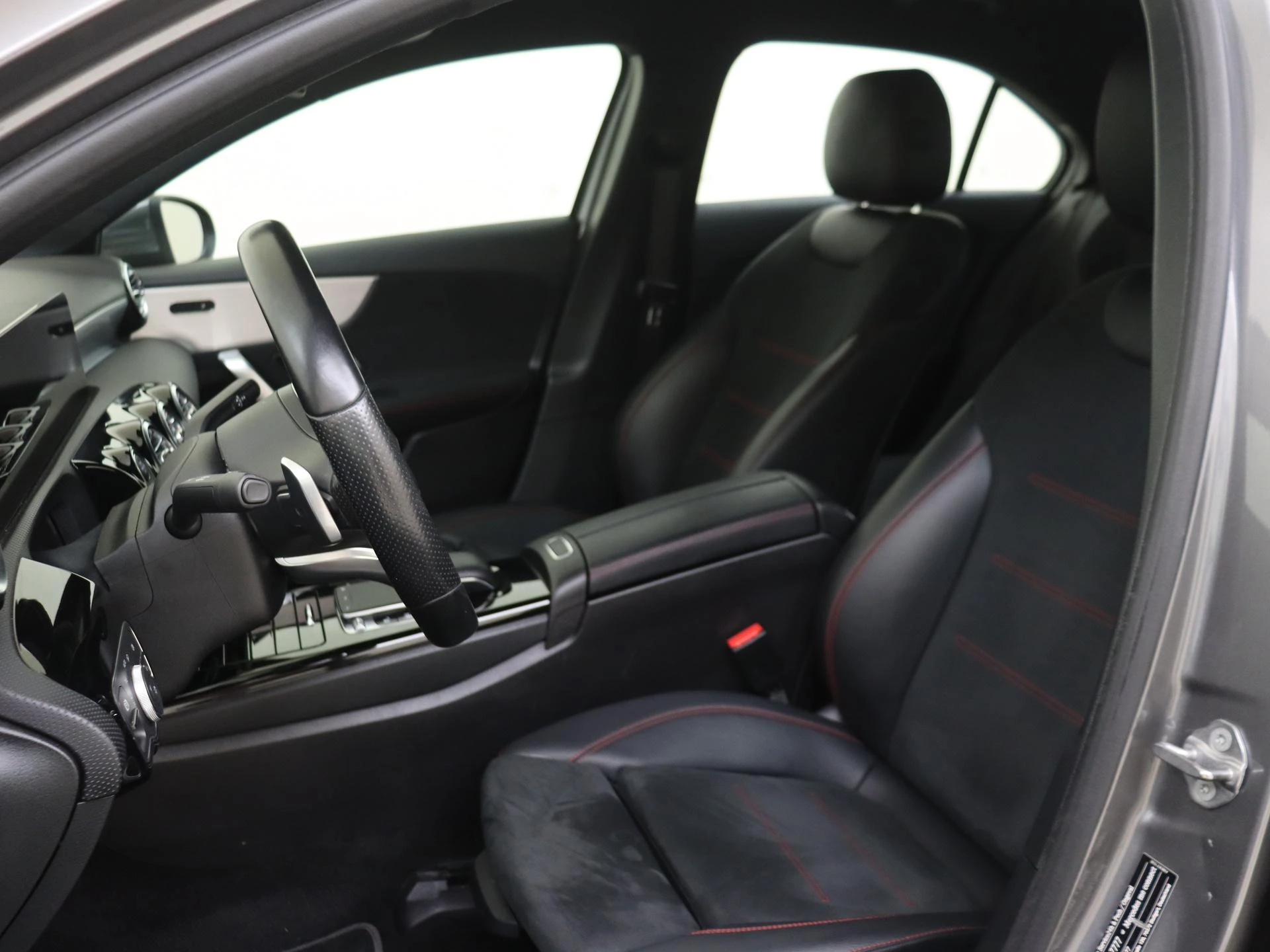Mercedes-Benz A-Klasse 200 Business Solution AMG