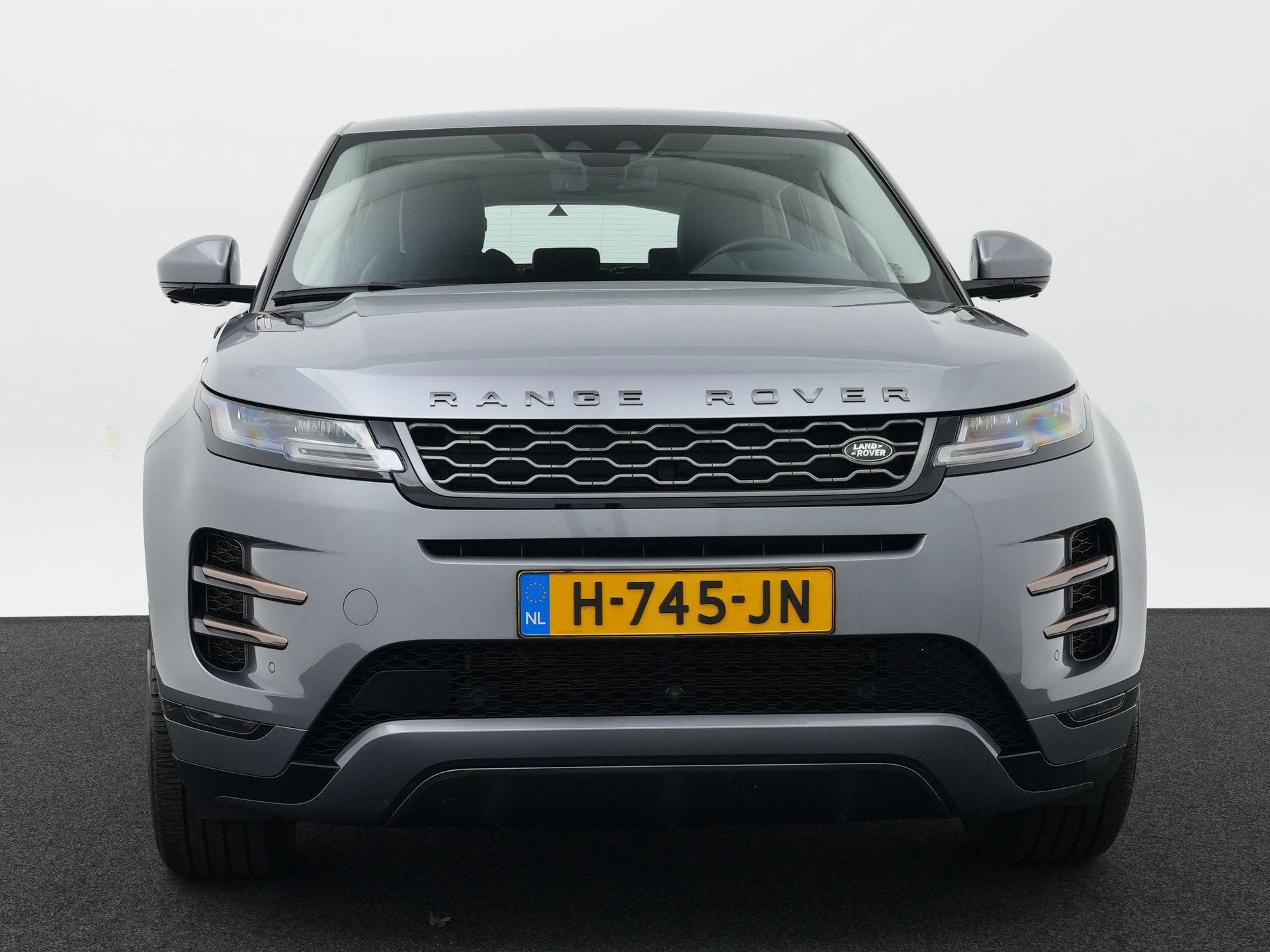 Land Rover-Range Rover Evoque-image-3