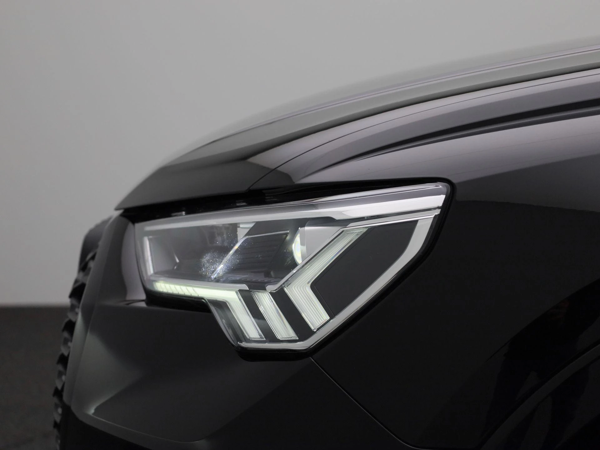 Audi-Q3-image-15