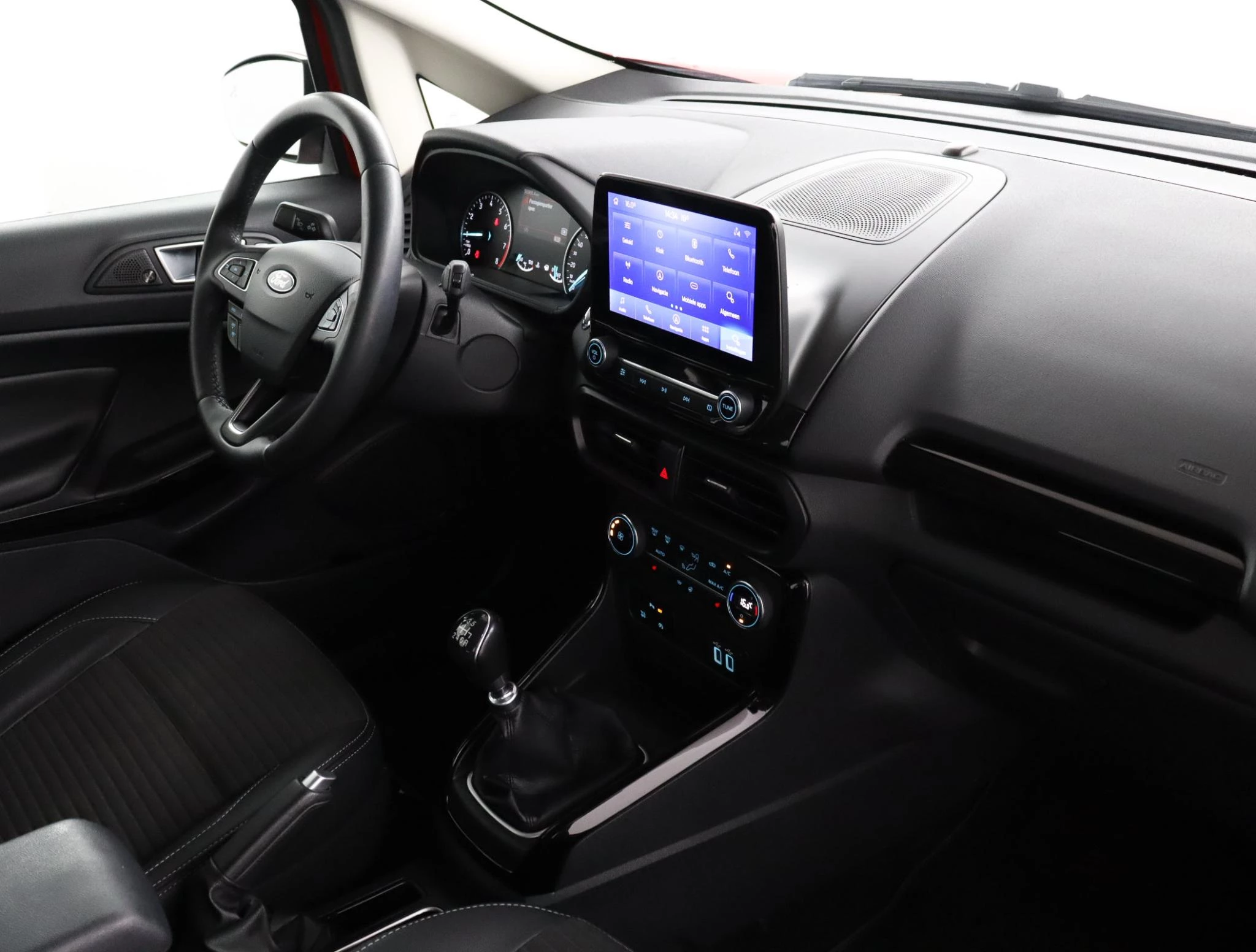 Ford-EcoSport-image-52