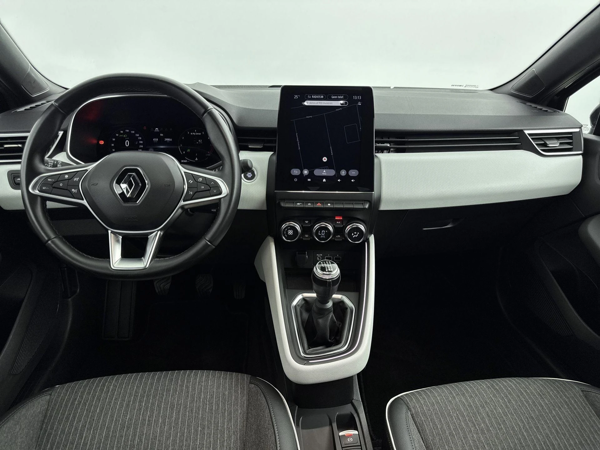 Renault-Clio-image-15