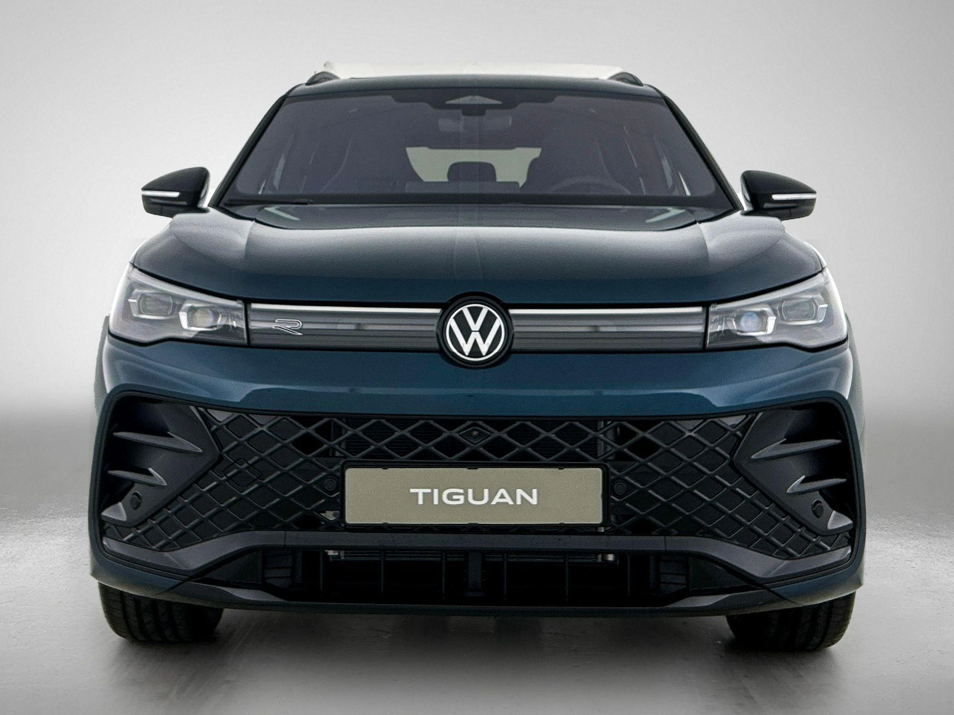 Volkswagen-Tiguan-image-4