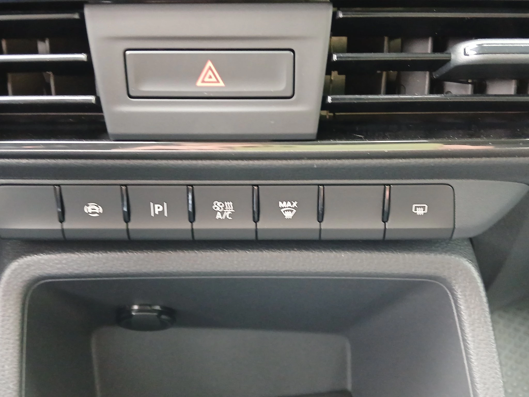 Ford Transit Connect Kastenwagen Trend Kurzer Radstand (L1) 2.0 l Ecoblue . 6-Gang. MJ2024.50