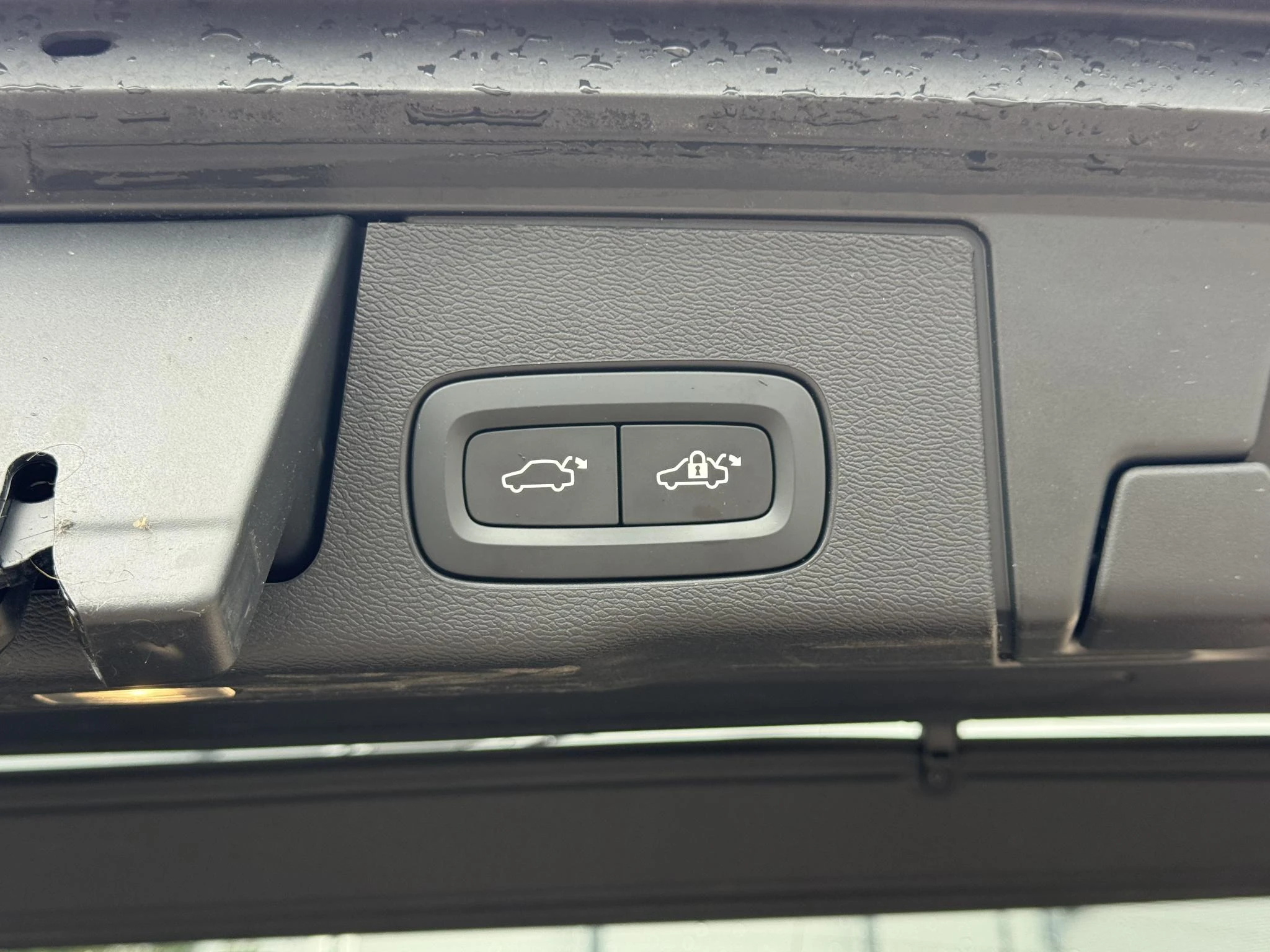 Volvo-XC60-image-10