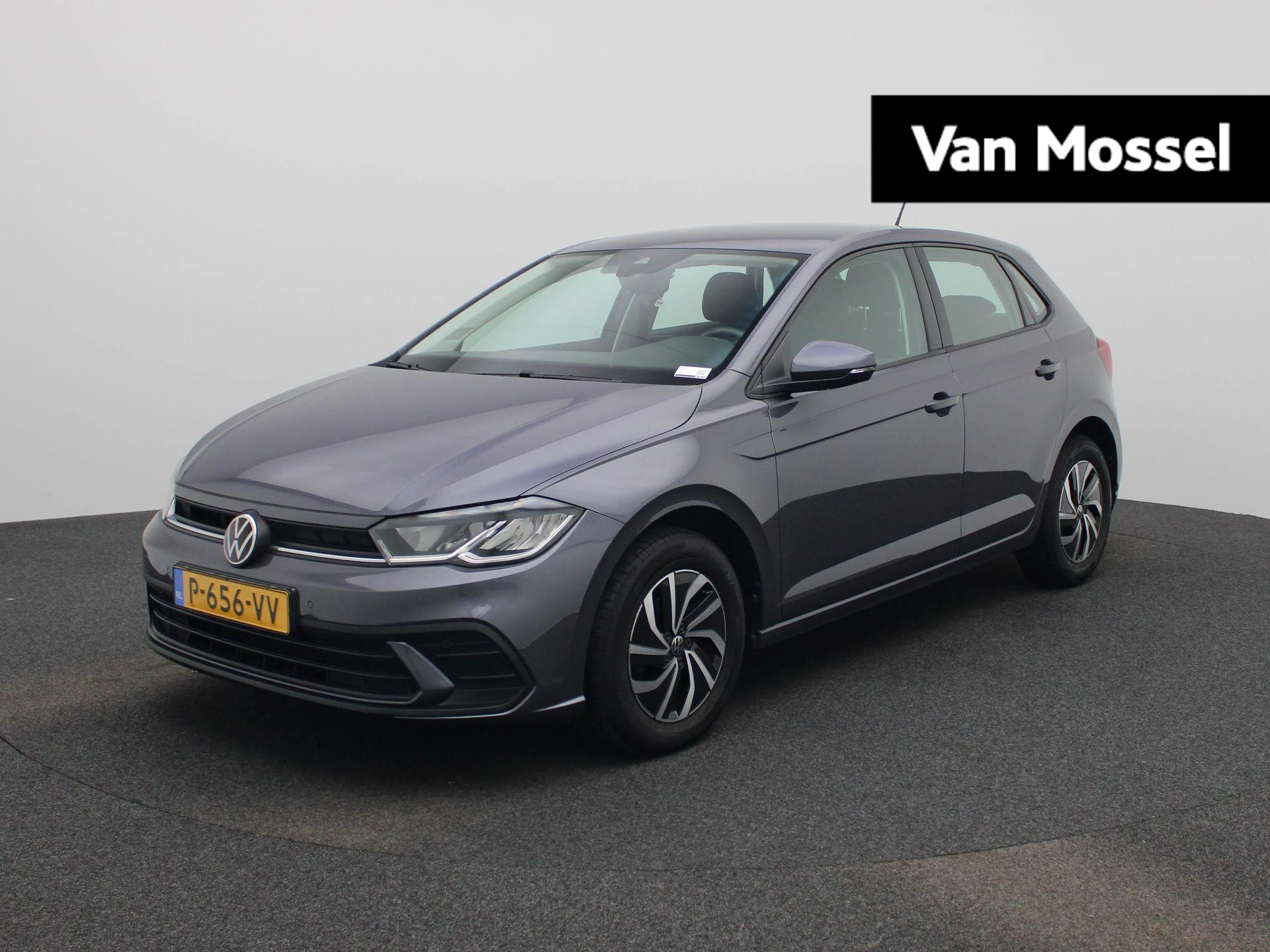 Volkswagen-Polo-image-0