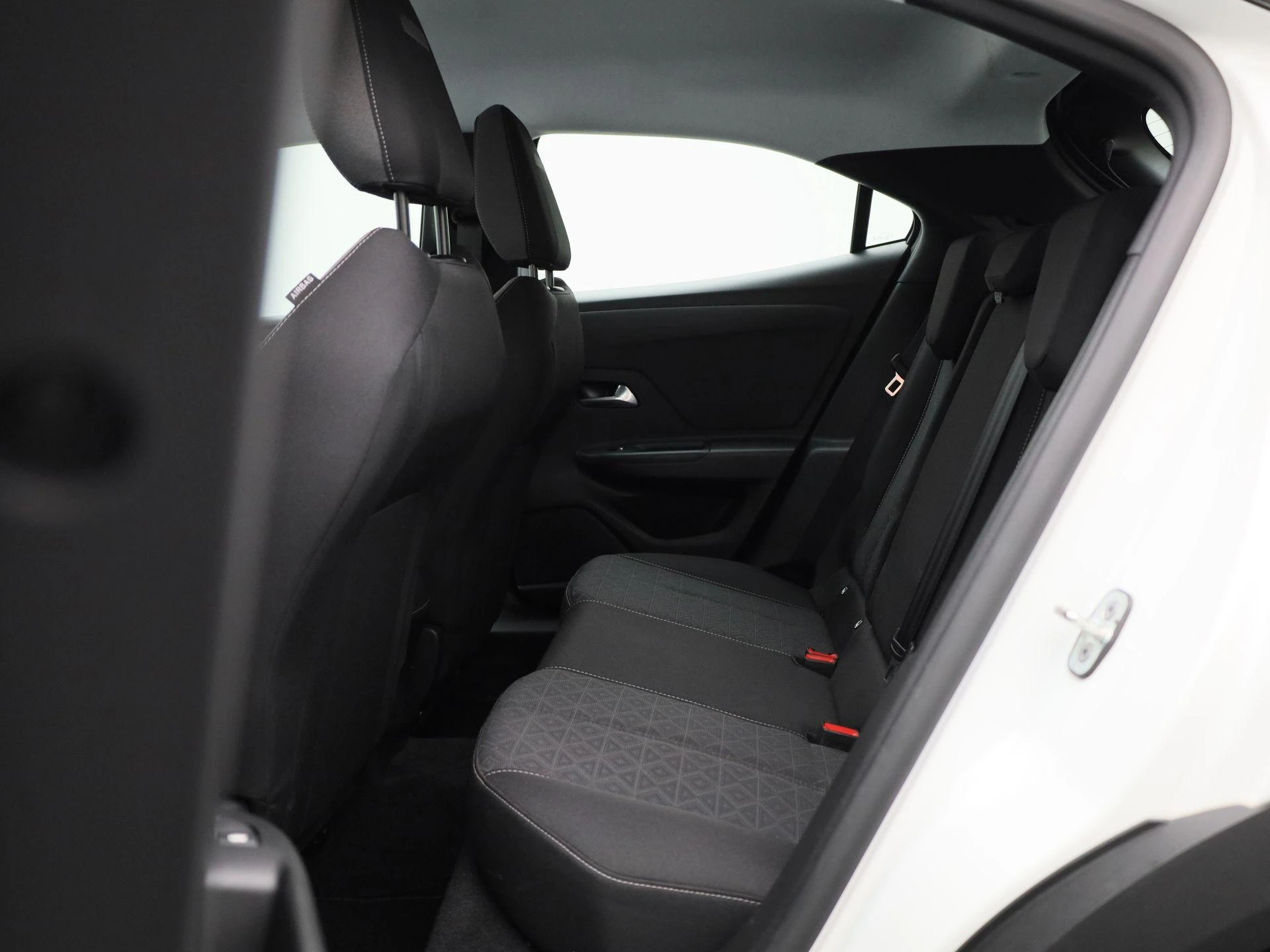 Opel-Mokka-e-image-11