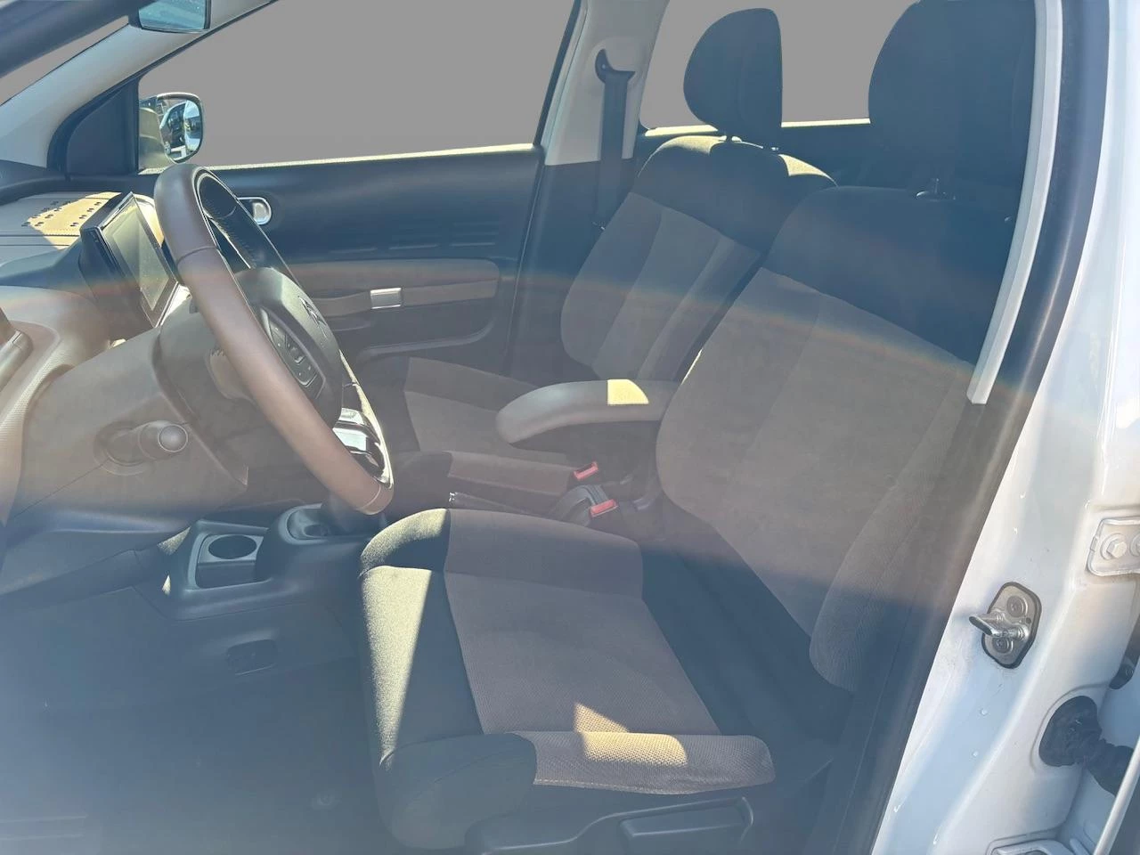 Citroën-C4 Cactus-image-12