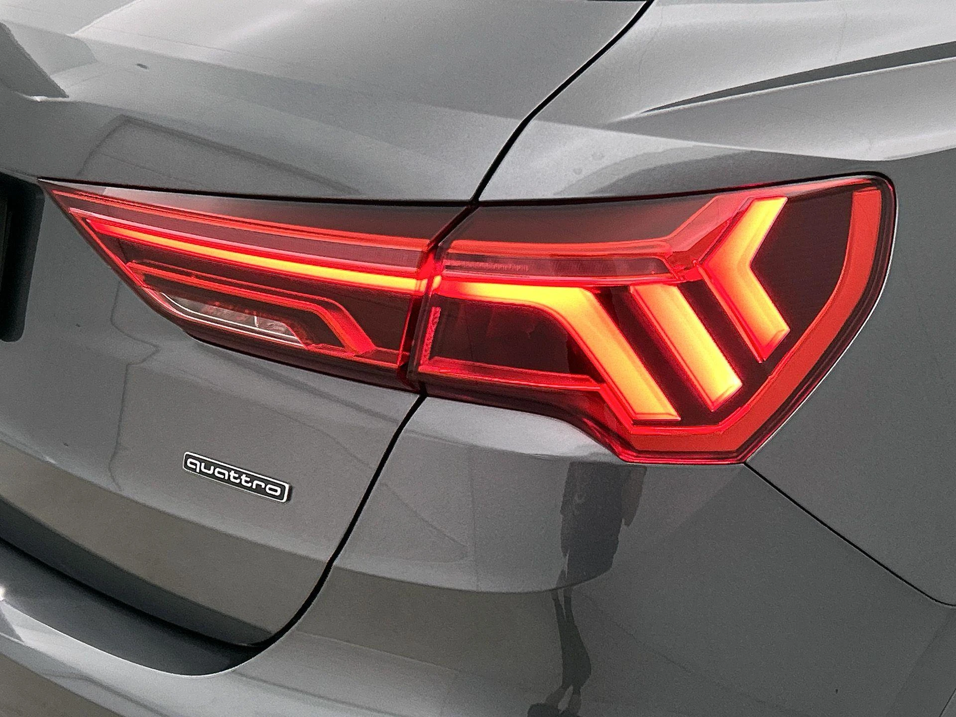 Audi Q3 40 TFSI quattro S Line 190 PK