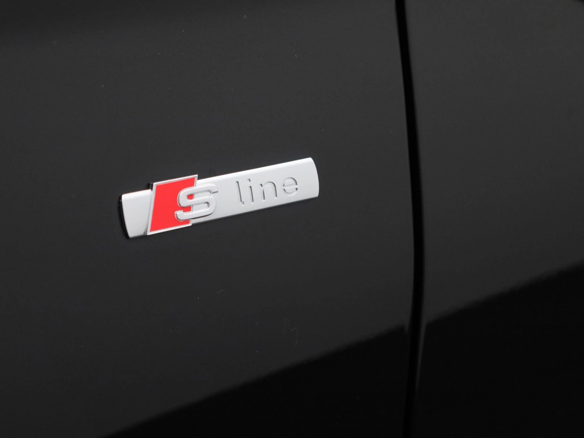 Audi-Q6 e-tron-image-16
