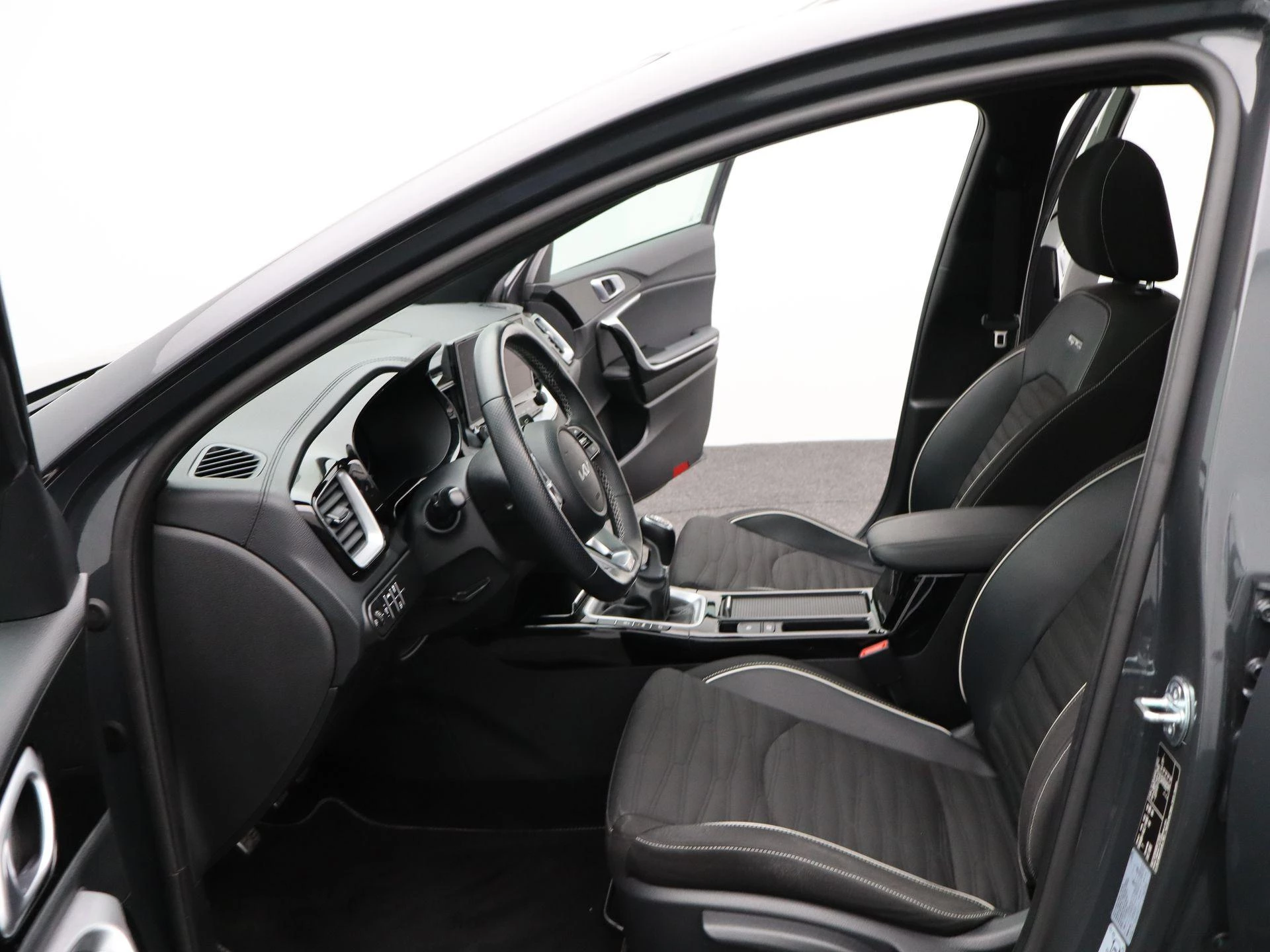 Kia-XCeed-image-12