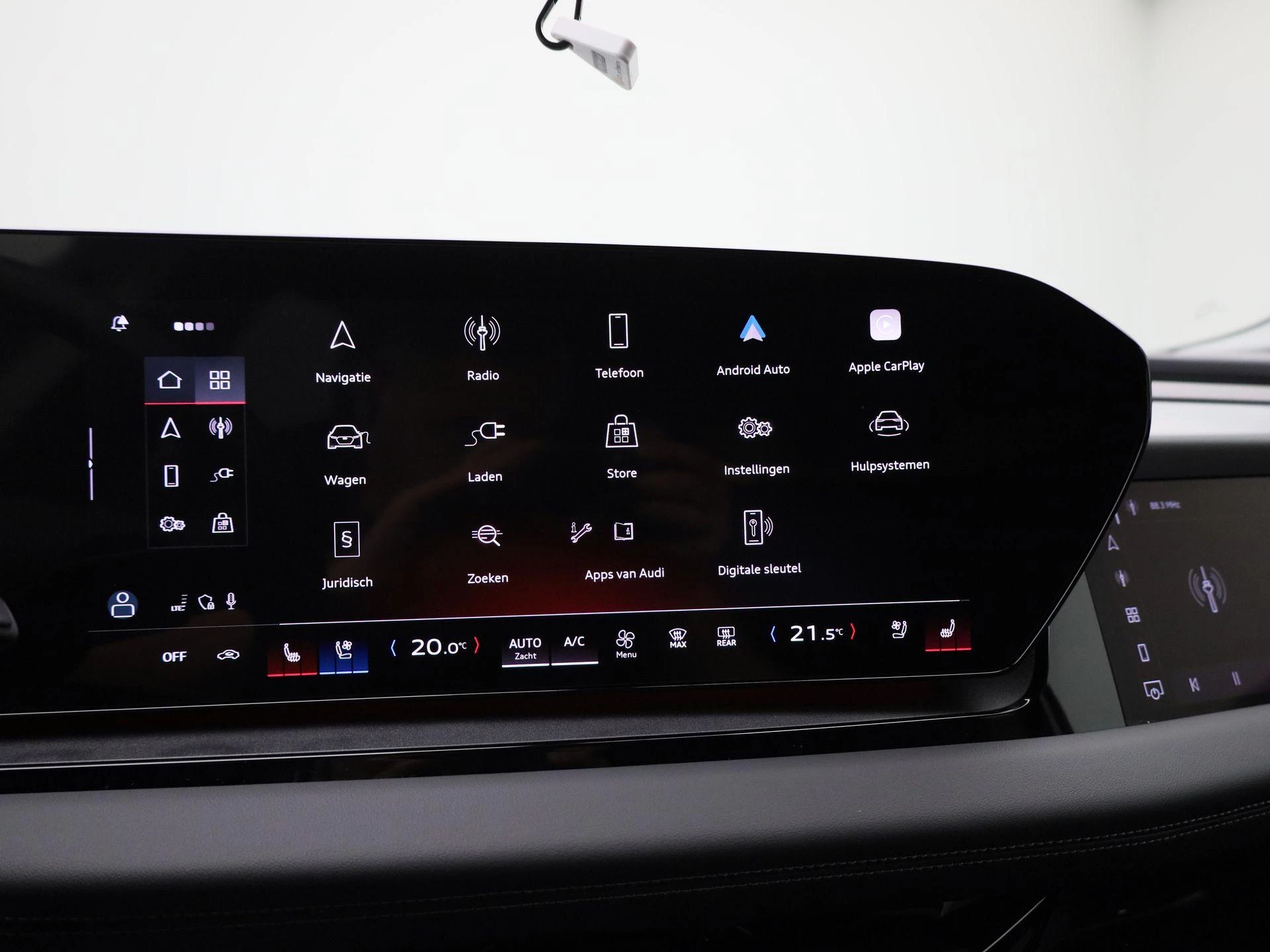 Audi-Q6 e-tron-image-33