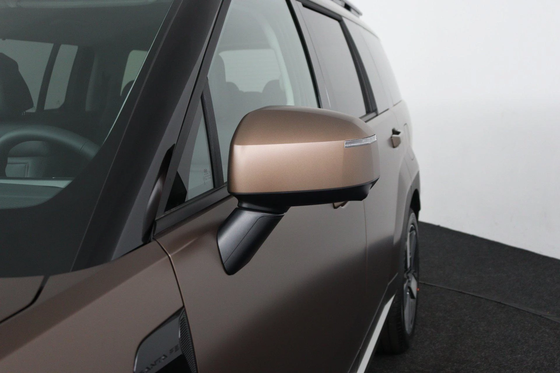 Hyundai-Santa Fe-image-27