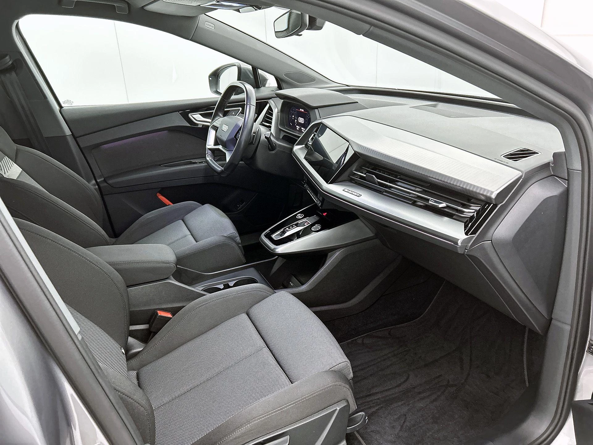 Audi-Q4 e-tron-image-20